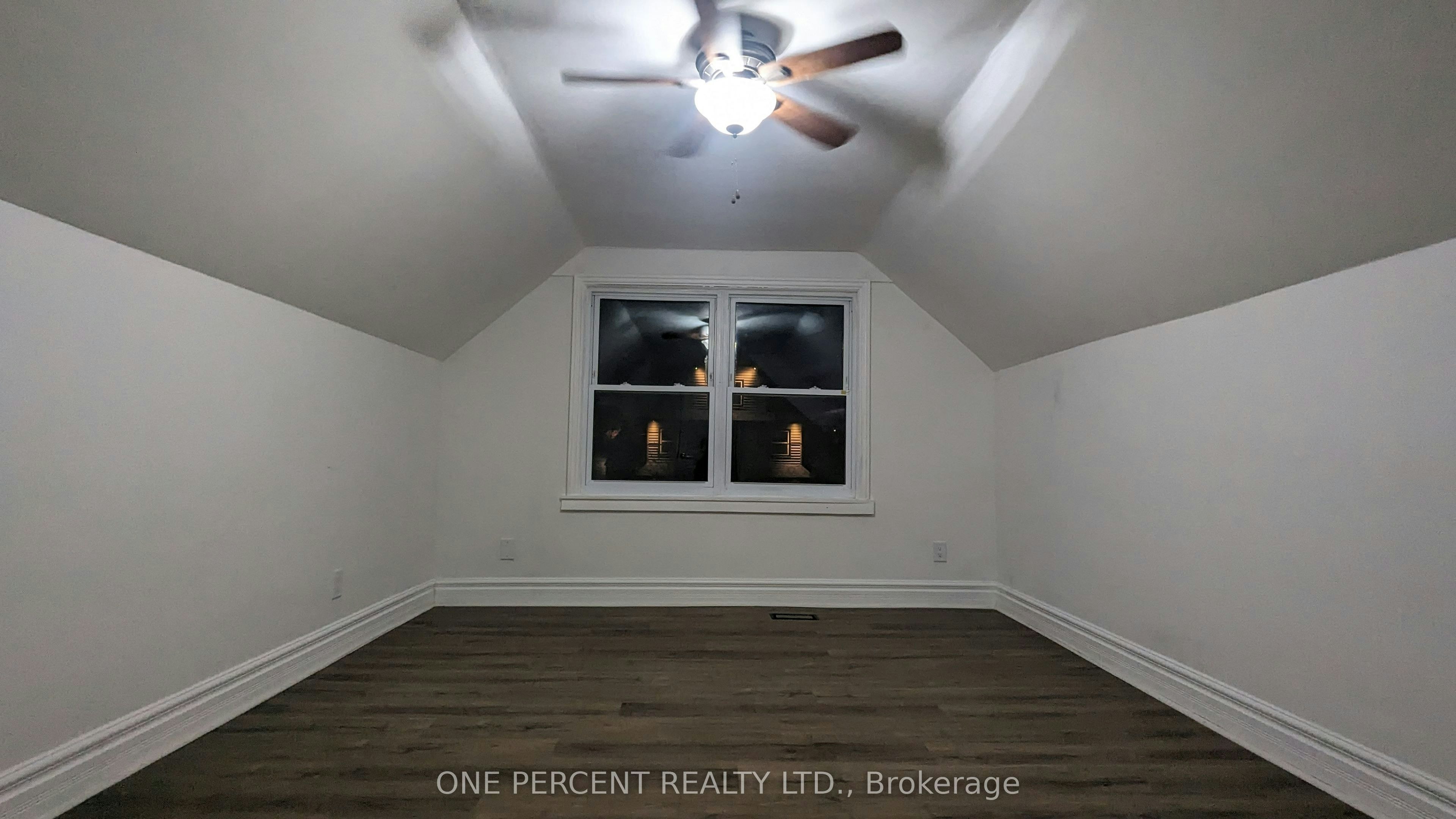 1-249 East 18th Street, Hamilton, ON, L9A 4P5 - 8