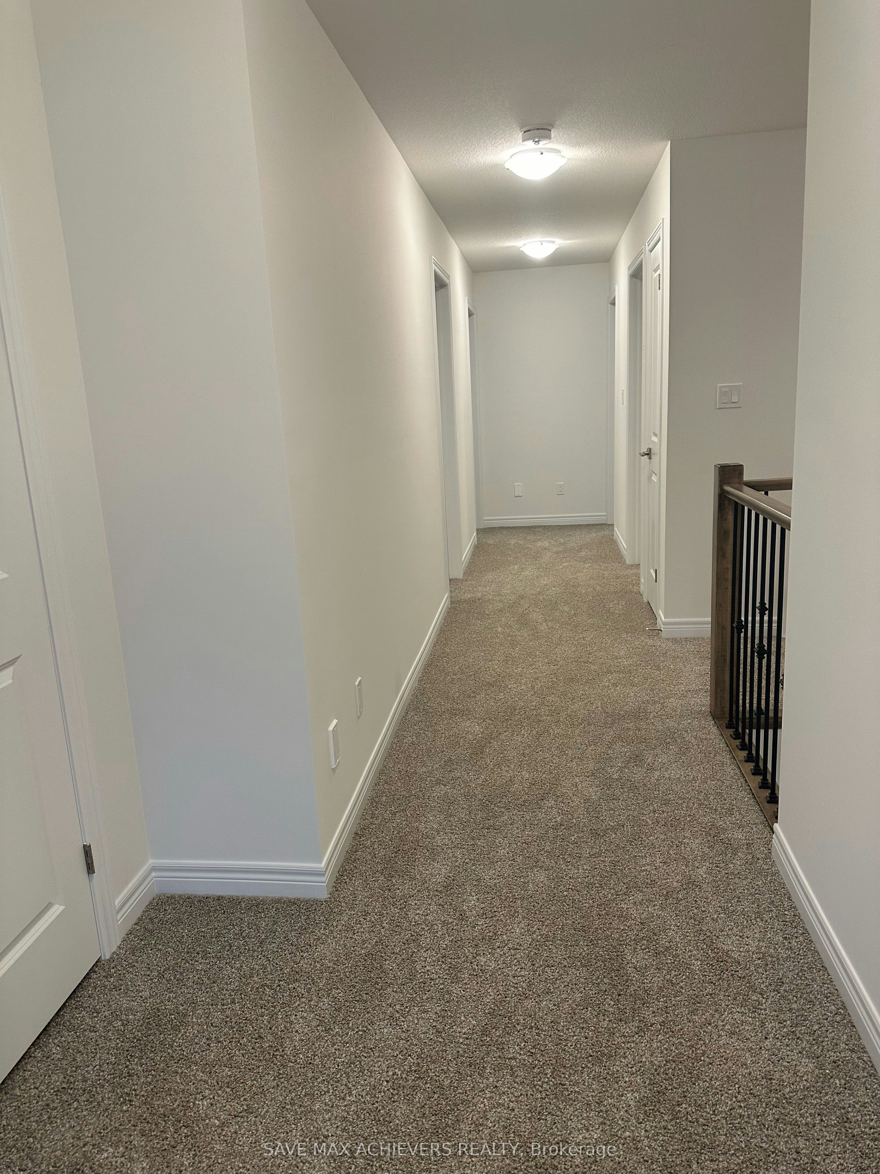 11 Sugar Trail E, Kitchener, ON, N3A 3E4 - 11