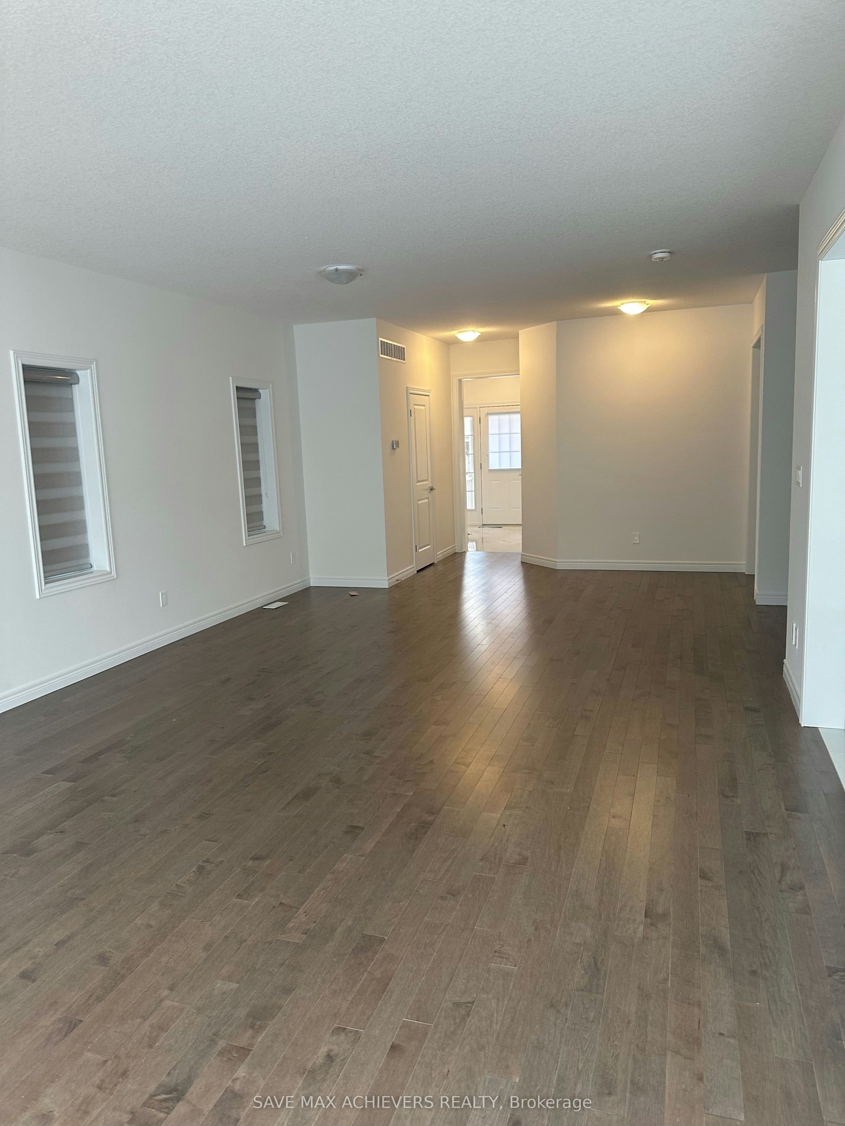 11 Sugar Trail E, Kitchener, ON, N3A 3E4 - 3