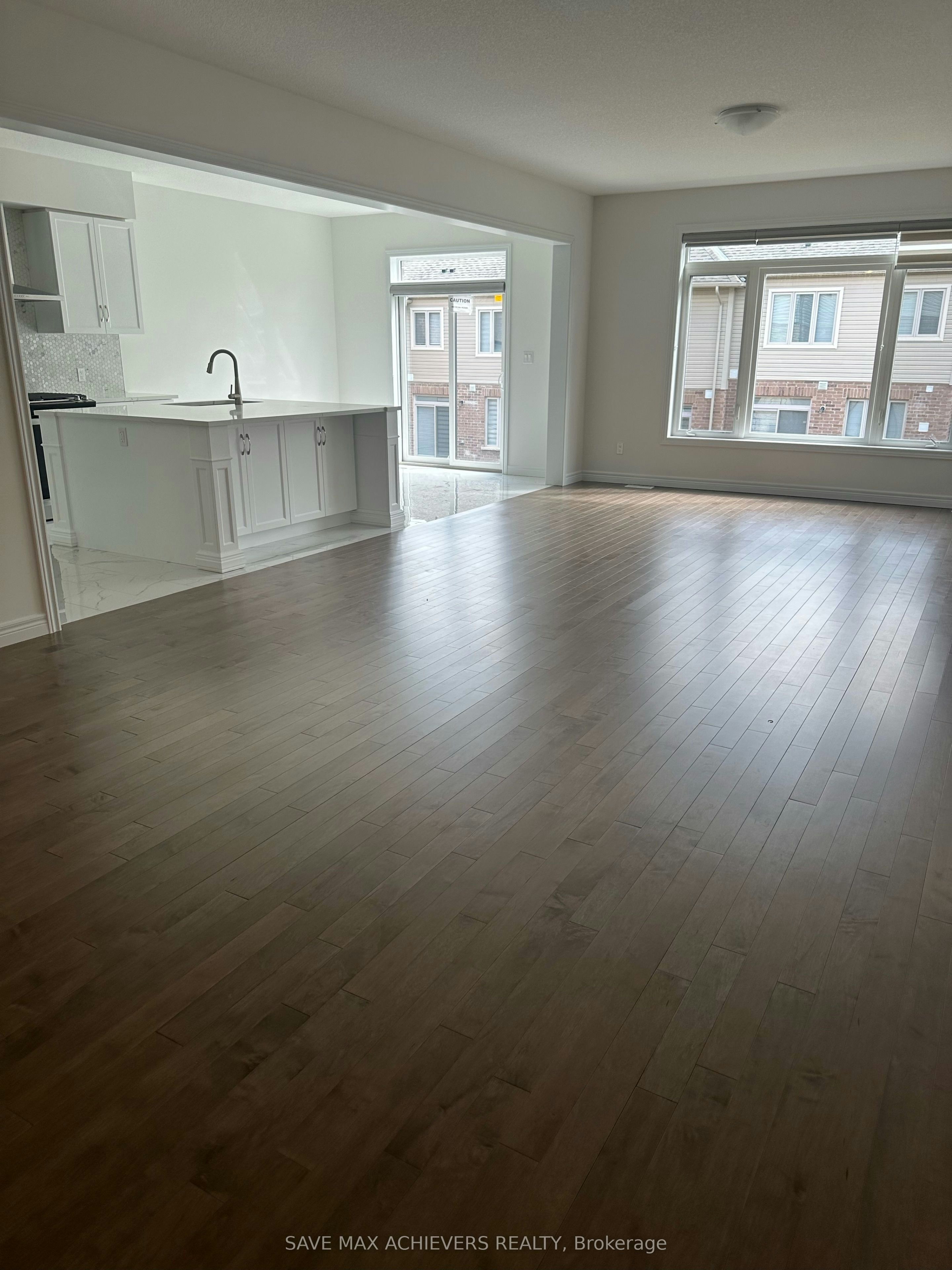 11 Sugar Trail E, Kitchener, ON, N3A 3E4 - 7