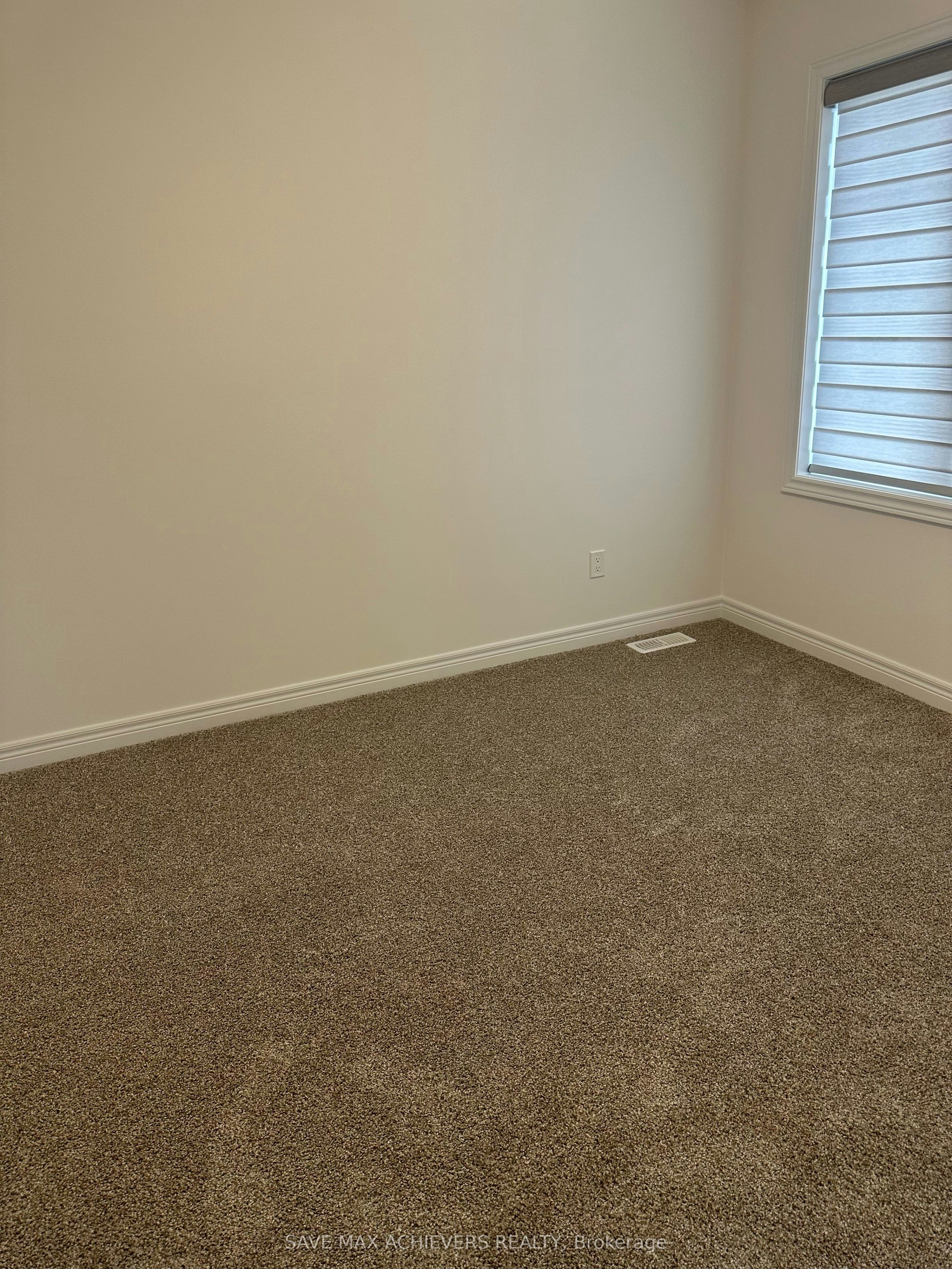 11 Sugar Trail E, Kitchener, ON, N3A 3E4 - 18