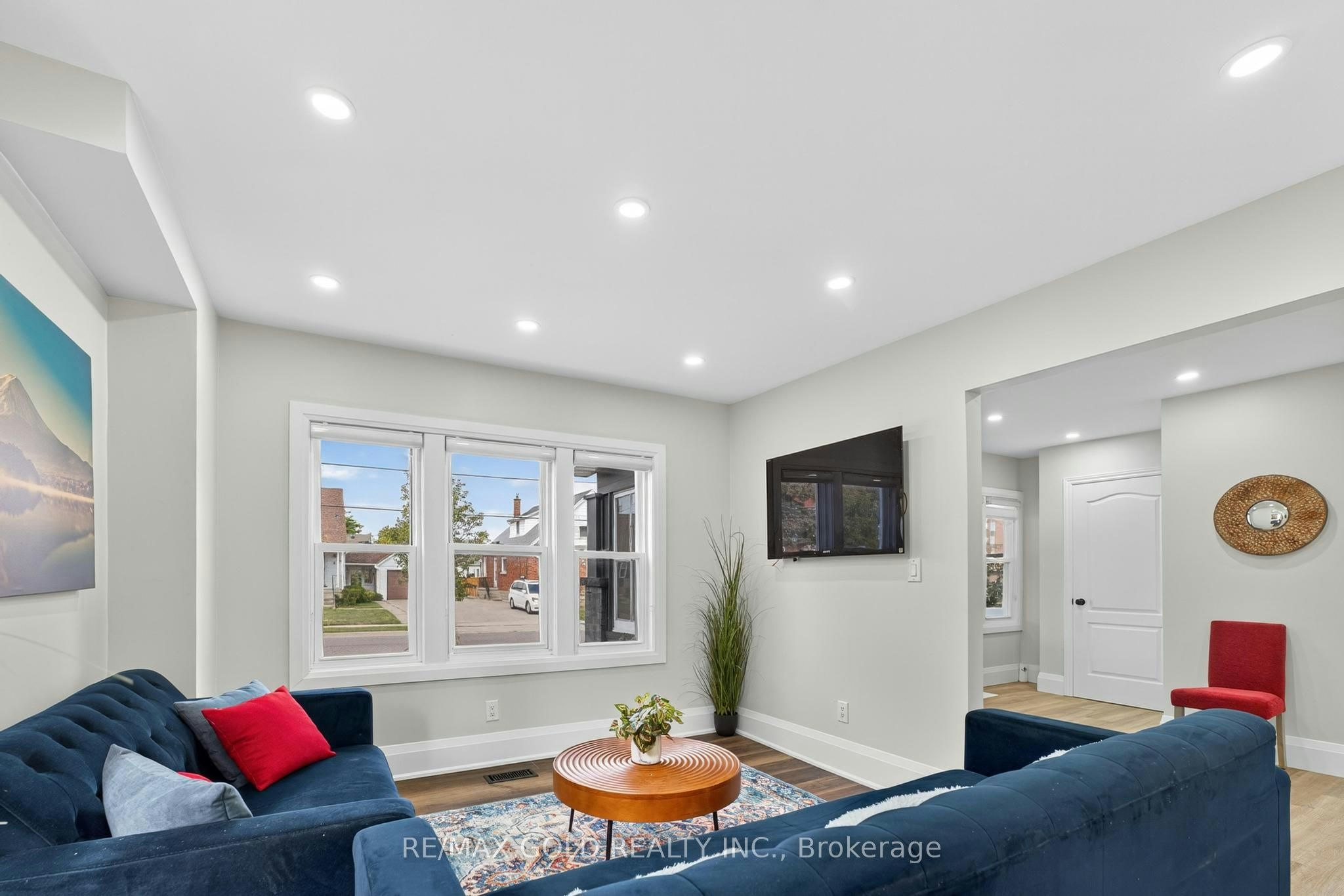 3 Wardrope Avenue, Hamilton, ON, L8G 1R9 - 7