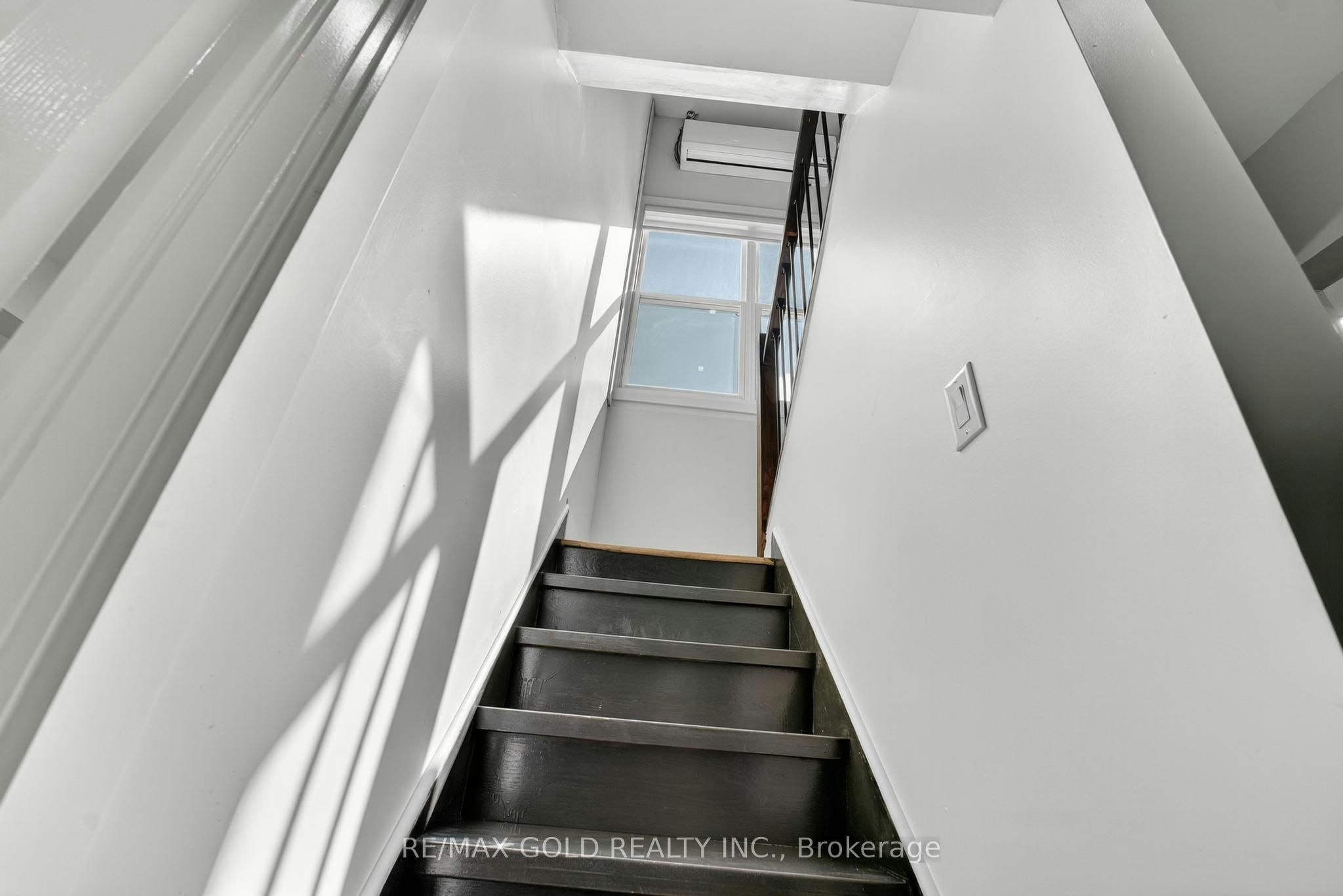 3 Wardrope Avenue, Hamilton, ON, L8G 1R9 - 25