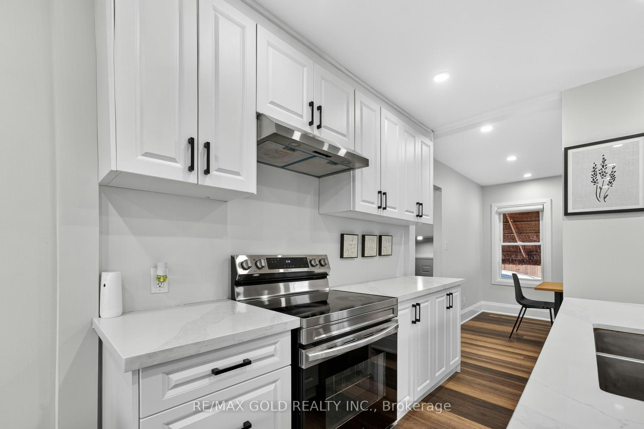 3 Wardrope Avenue, Hamilton, ON, L8G 1R9 - 10