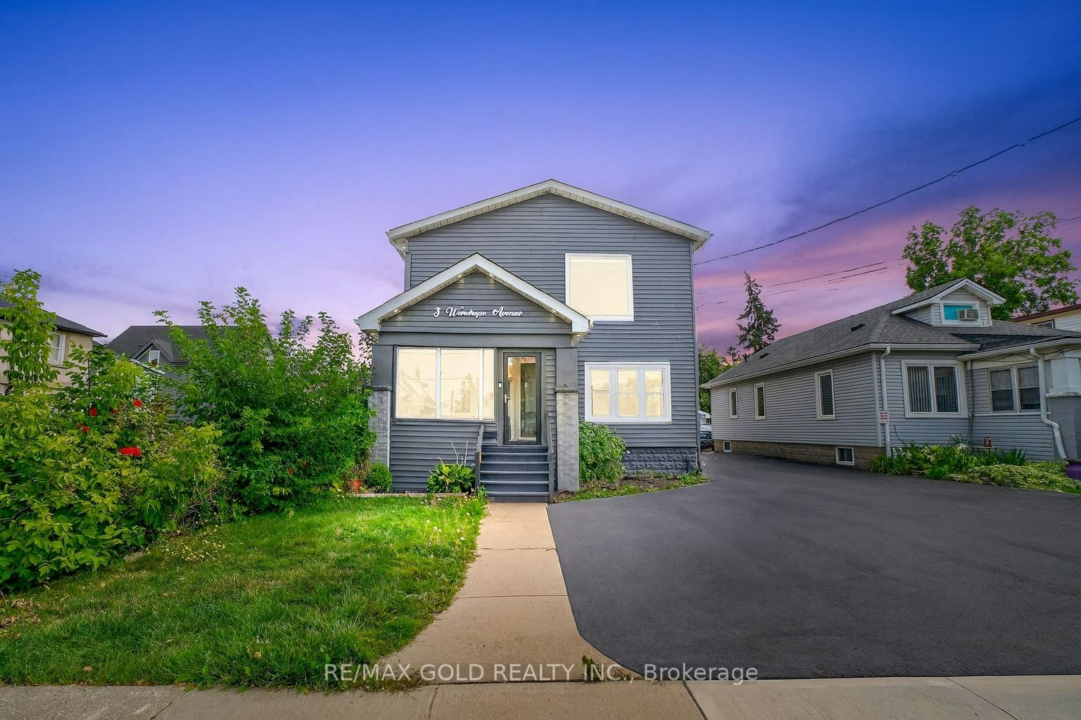 3 Wardrope Avenue, Hamilton, ON, L8G 1R9 - 2