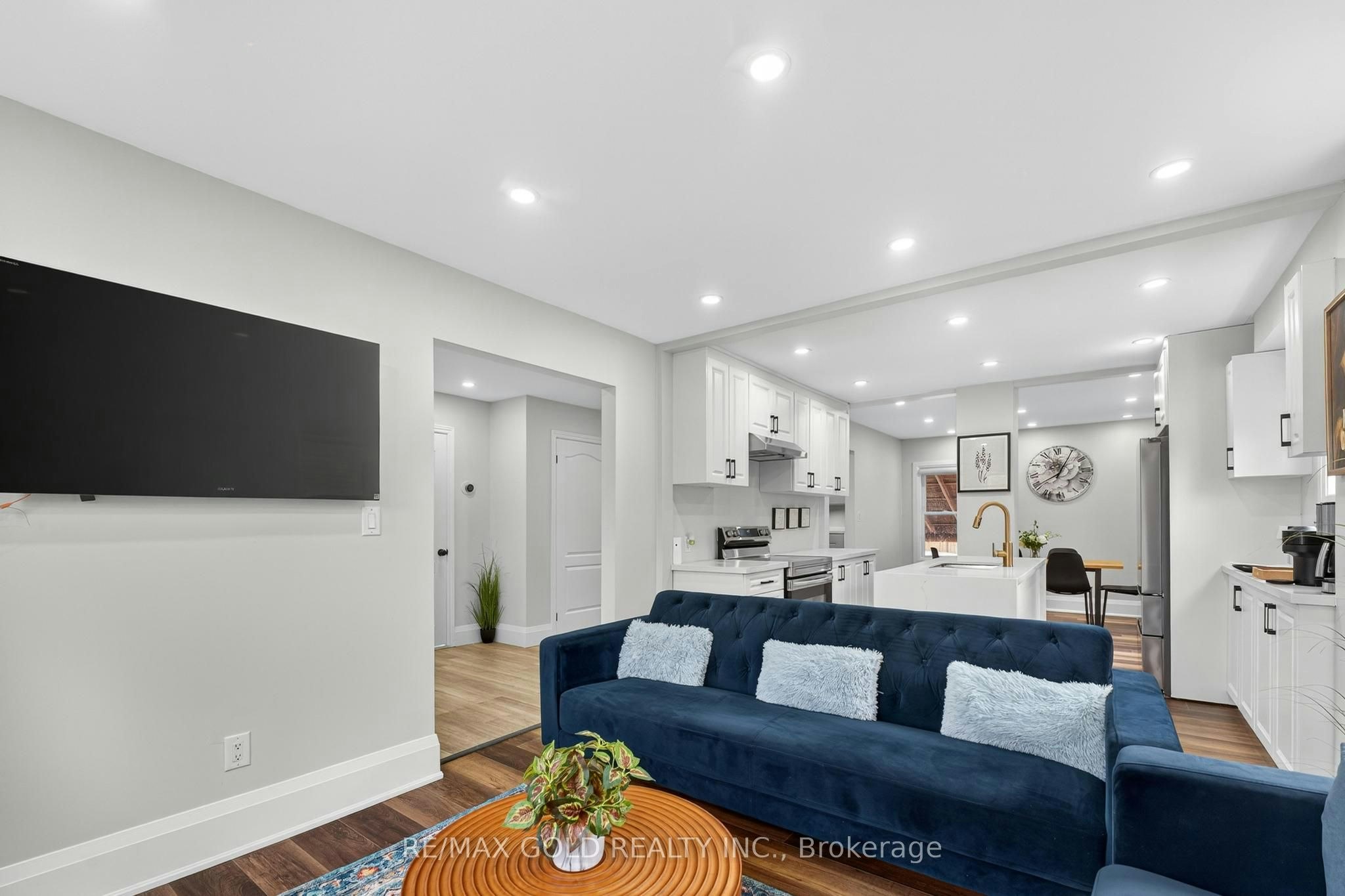 3 Wardrope Avenue, Hamilton, ON, L8G 1R9 - 6