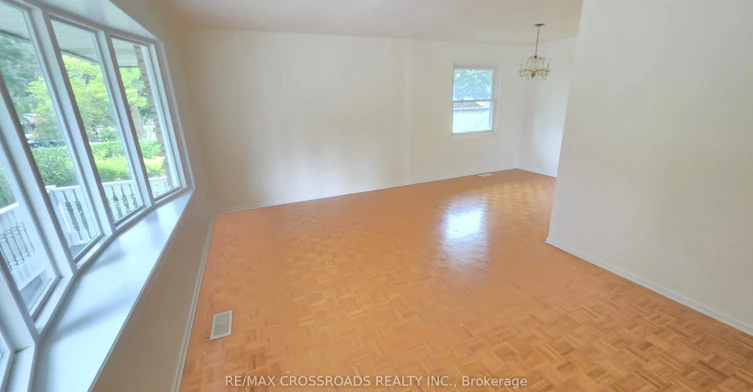 106 Kimberly Crescent, Kitchener, ON, N2E 1C9 - 3