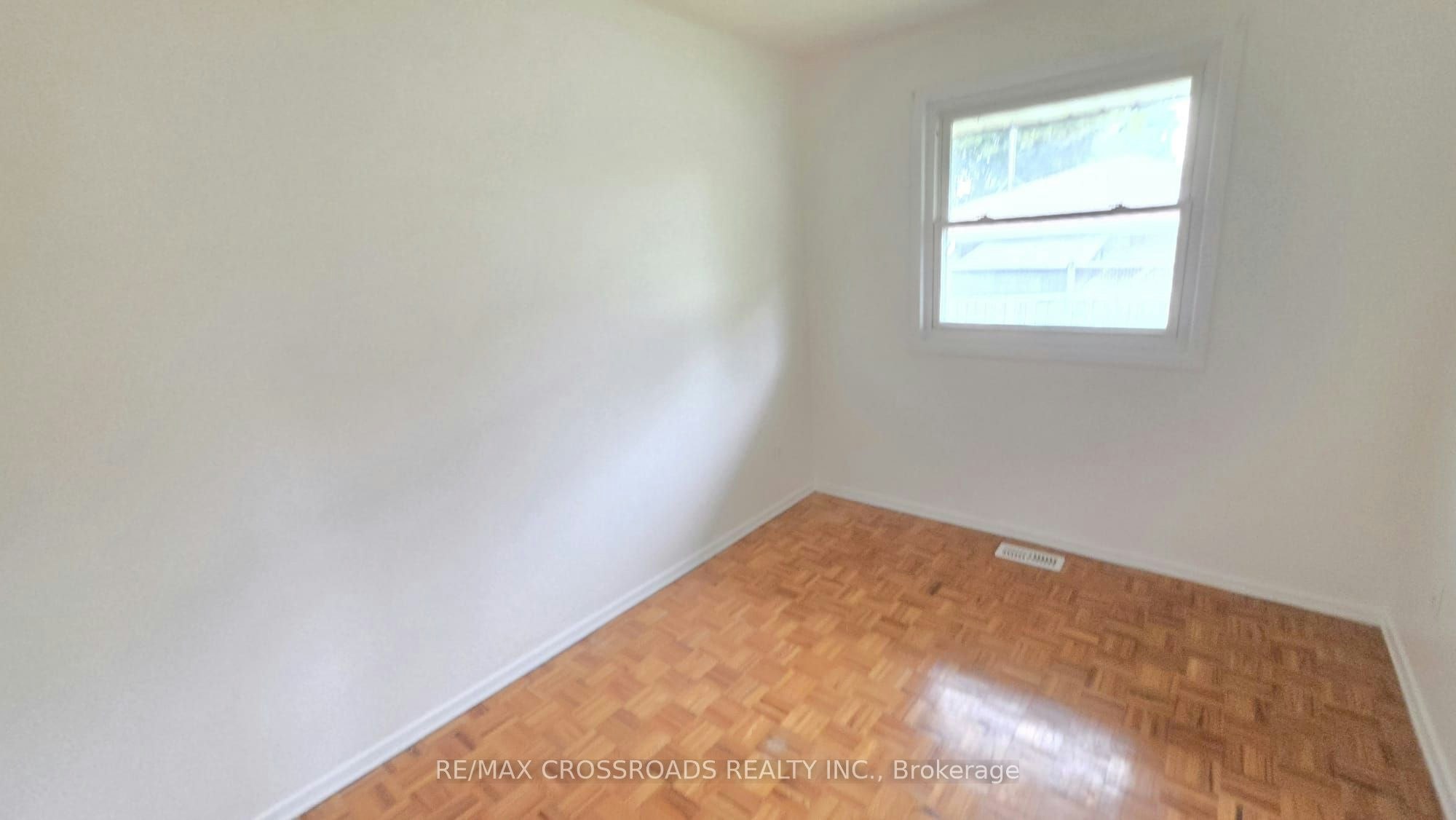106 Kimberly Crescent, Kitchener, ON, N2E 1C9 - 7