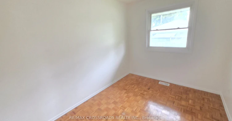 106 Kimberly Crescent, Kitchener, ON, N2E 1C9 - 7