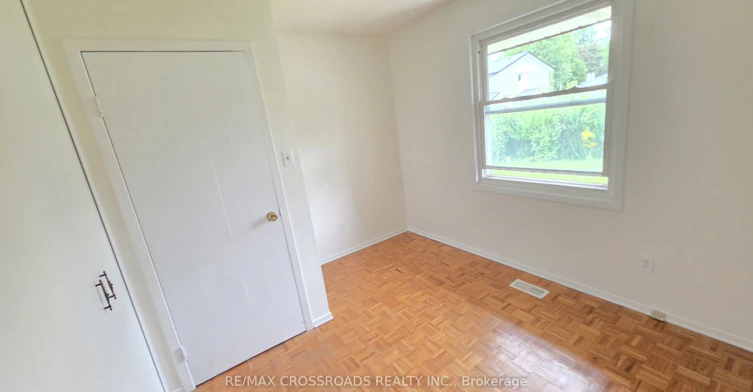 106 Kimberly Crescent, Kitchener, ON, N2E 1C9 - 11