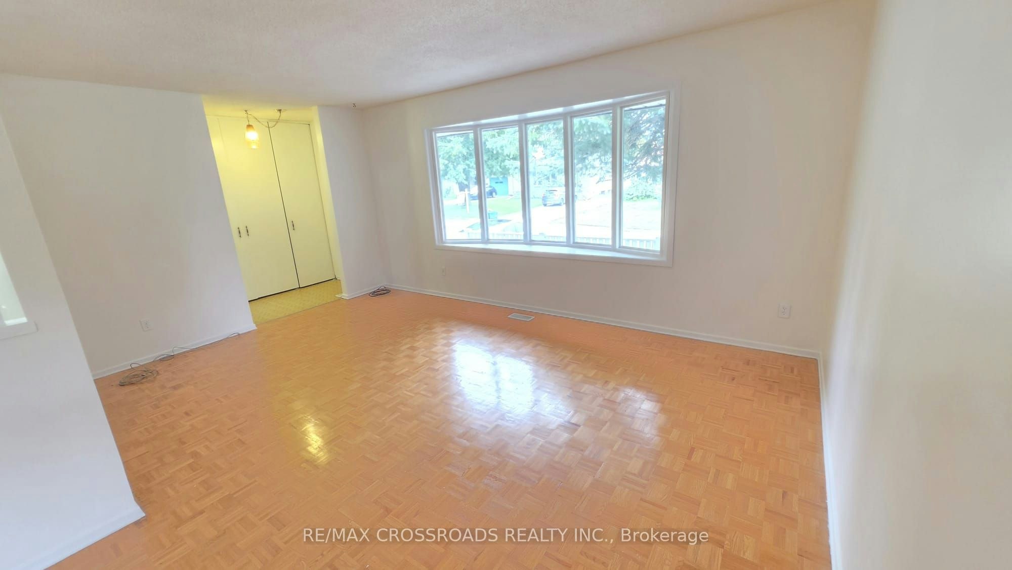 106 Kimberly Crescent, Kitchener, ON, N2E 1C9 - 2