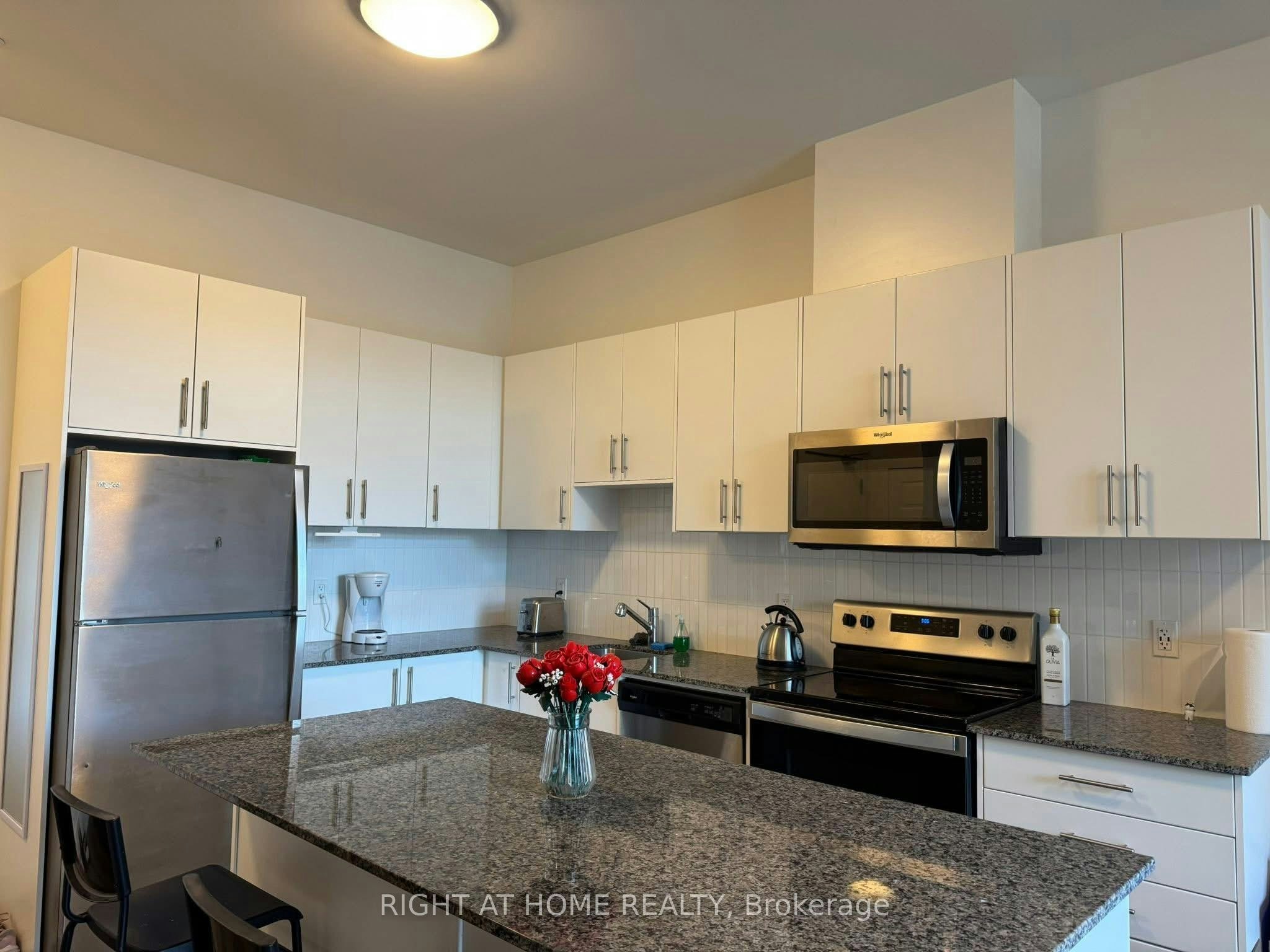 107-103 Rogers Street, Waterloo, ON, N2J 0G2 - 6