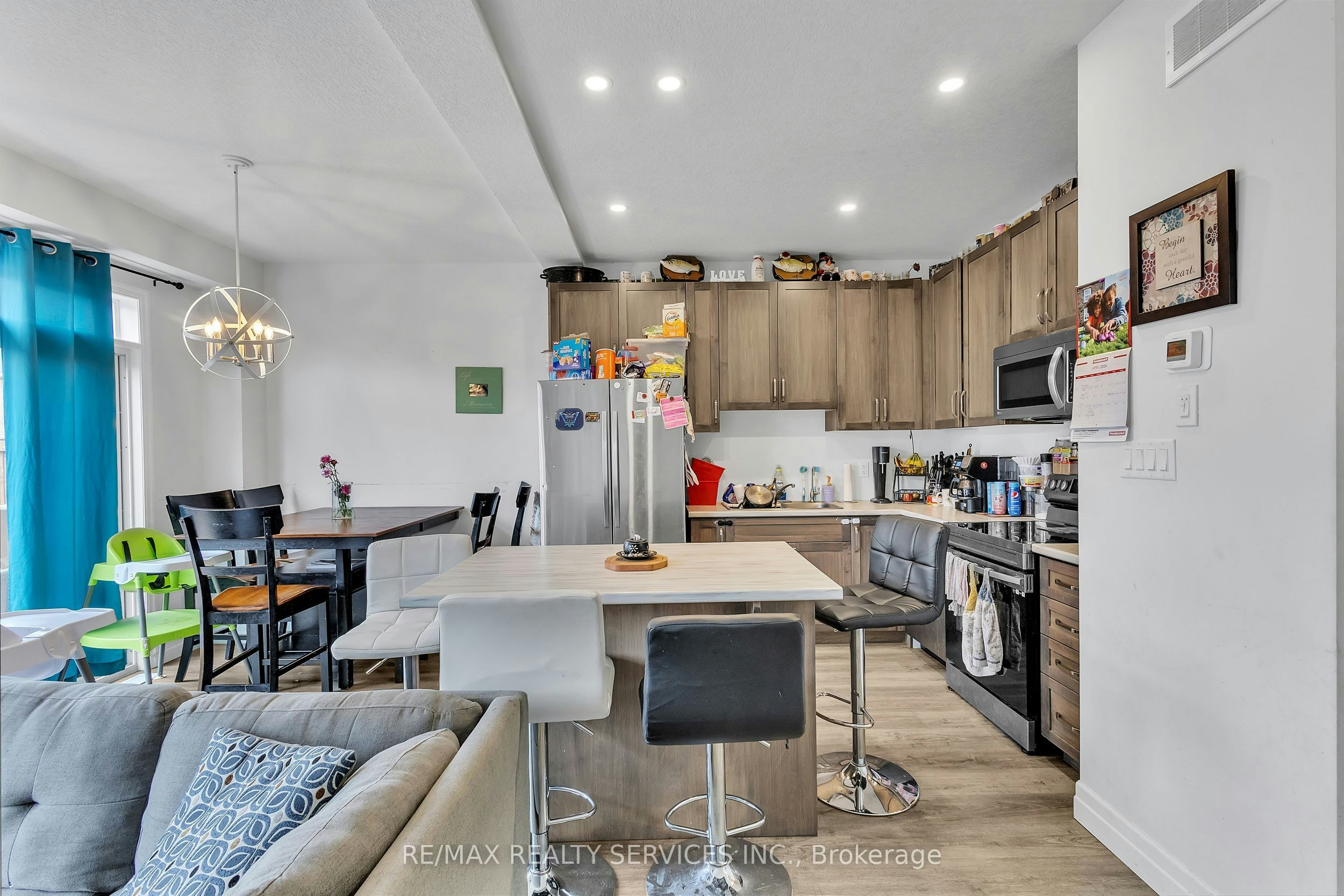 877 Edinburgh Drive, Woodstock, ON, N4T 0M5 - 18