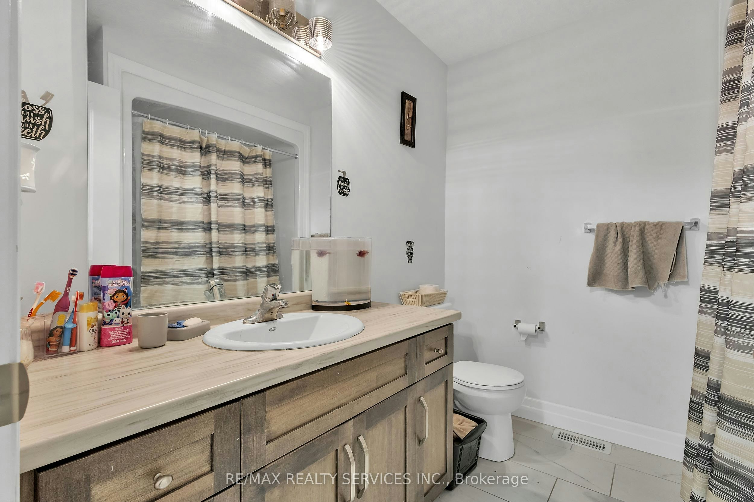 877 Edinburgh Drive, Woodstock, ON, N4T 0M5 - 23