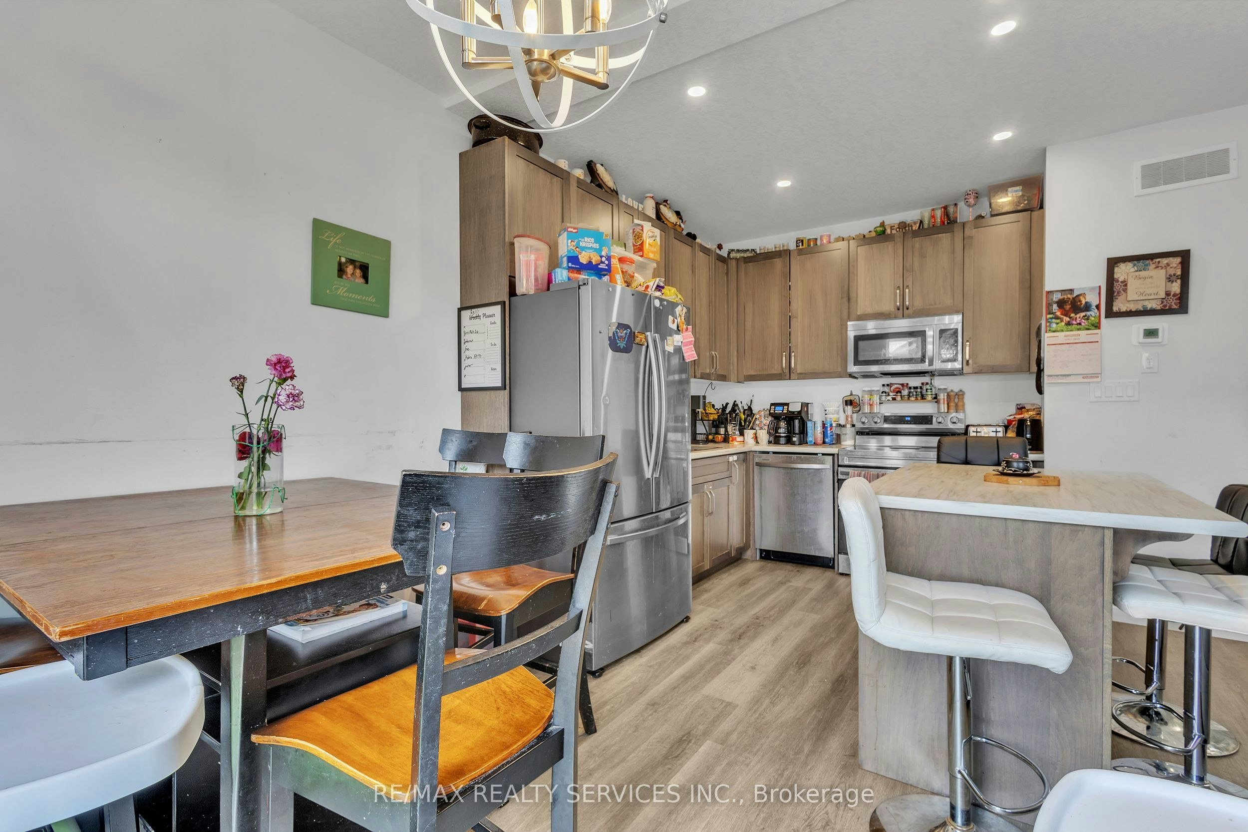 877 Edinburgh Drive, Woodstock, ON, N4T 0M5 - 14