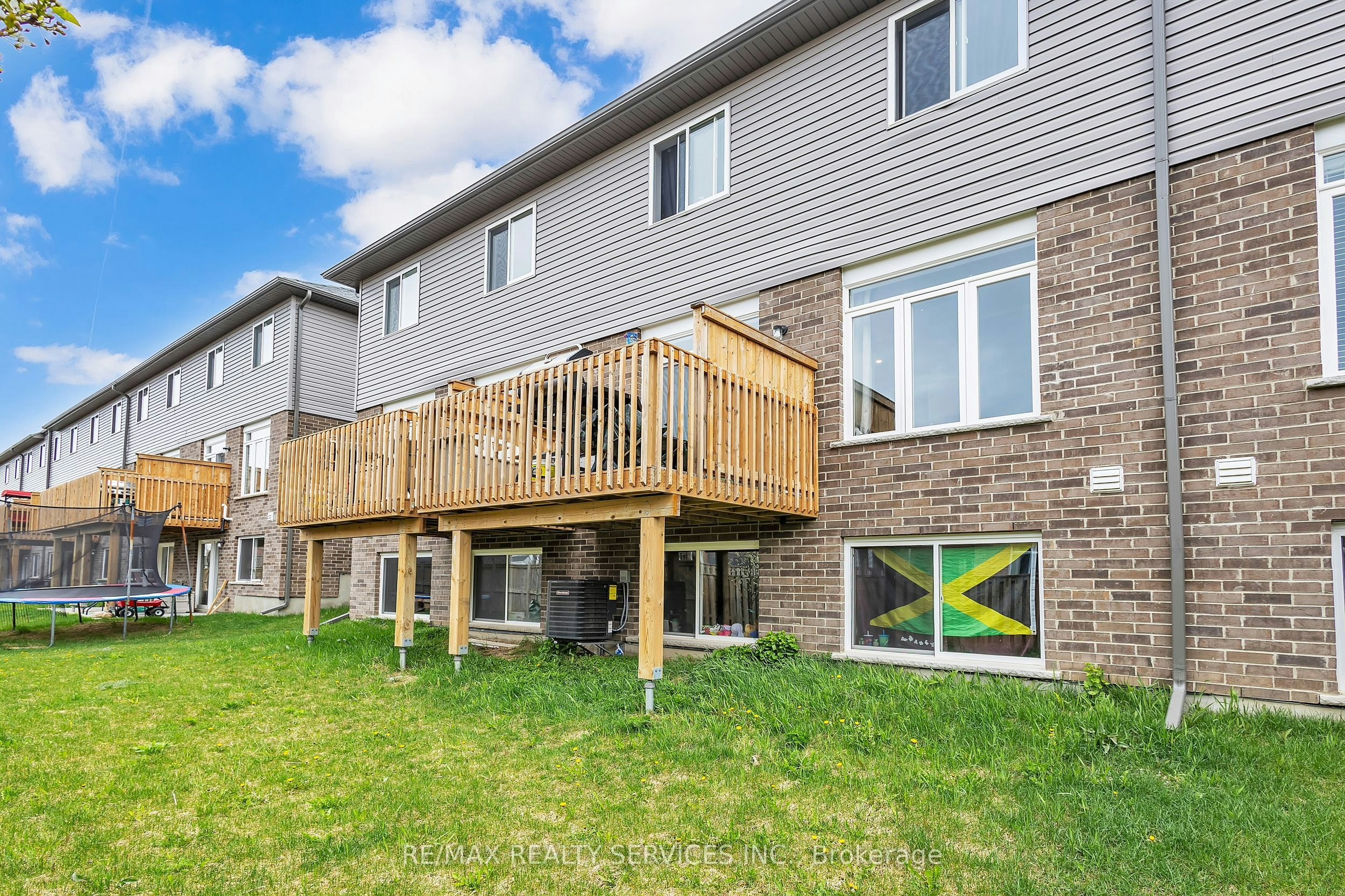 877 Edinburgh Drive, Woodstock, ON, N4T 0M5 - 27