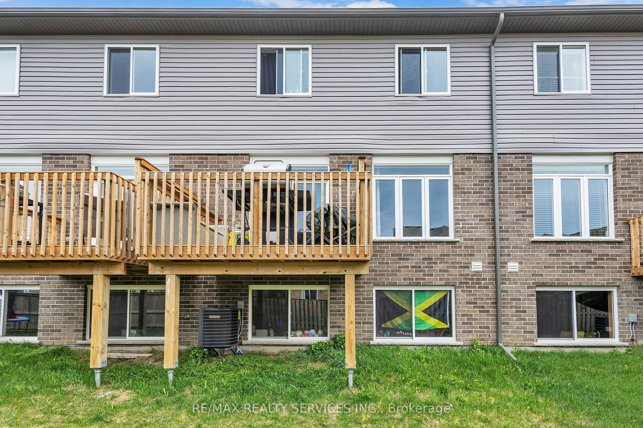 877 Edinburgh Drive, Woodstock, ON, N4T 0M5 - 28