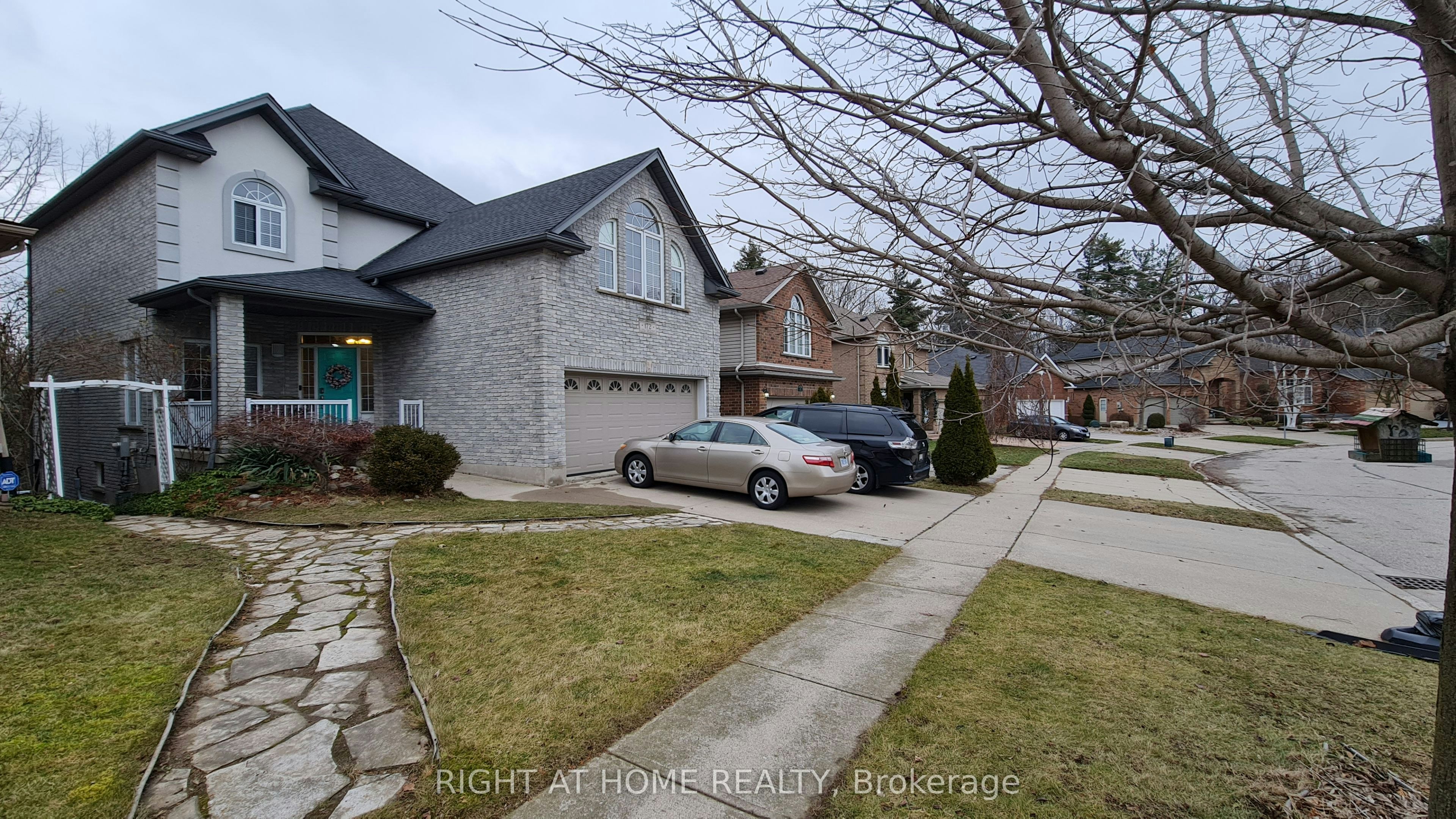 2-172 Lena Crescent, Cambridge, ON, N1R 8P6