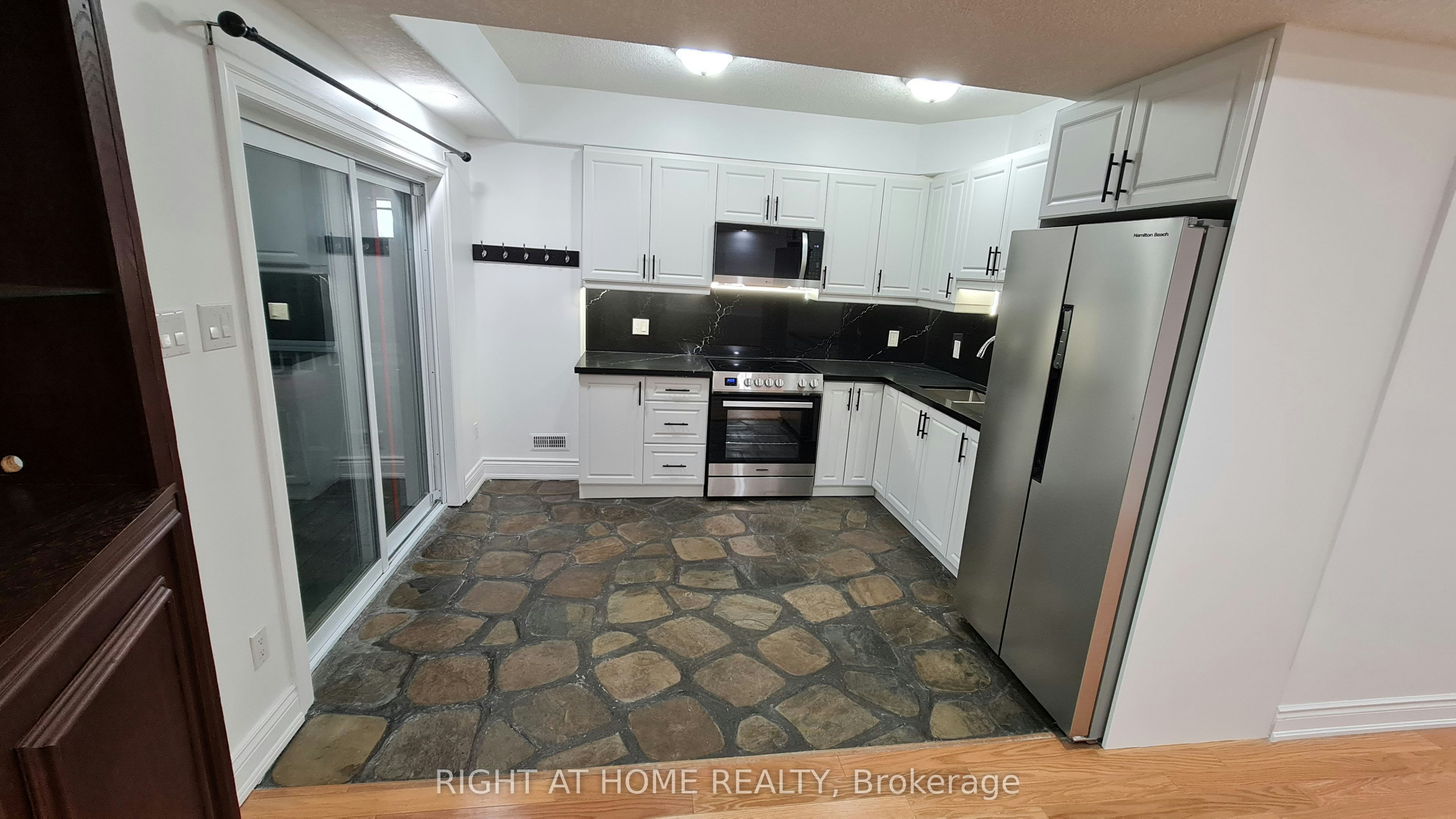 2-172 Lena Crescent, Cambridge, ON, N1R 8P6 - 7