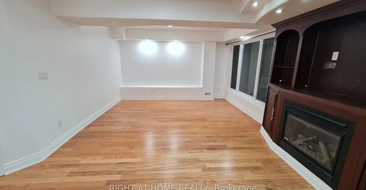 2-172 Lena Crescent, Cambridge, ON, N1R 8P6 - 8