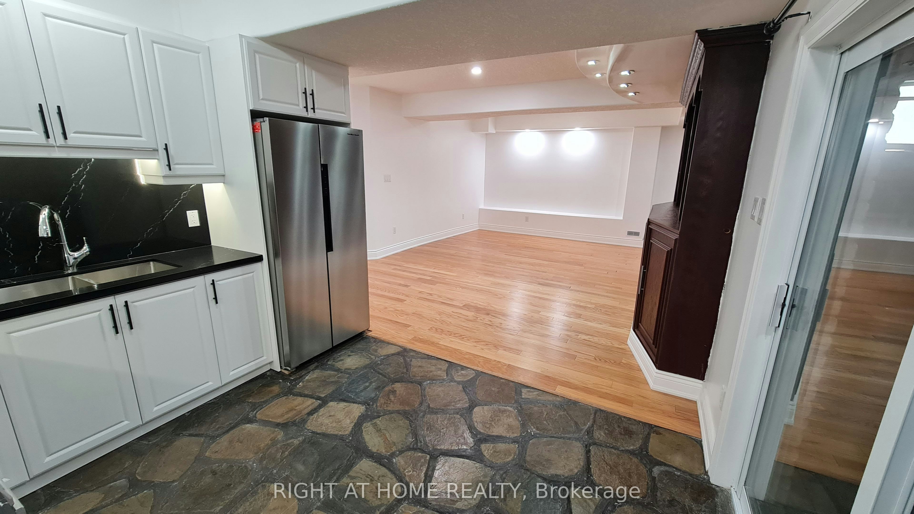 2-172 Lena Crescent, Cambridge, ON, N1R 8P6 - 6