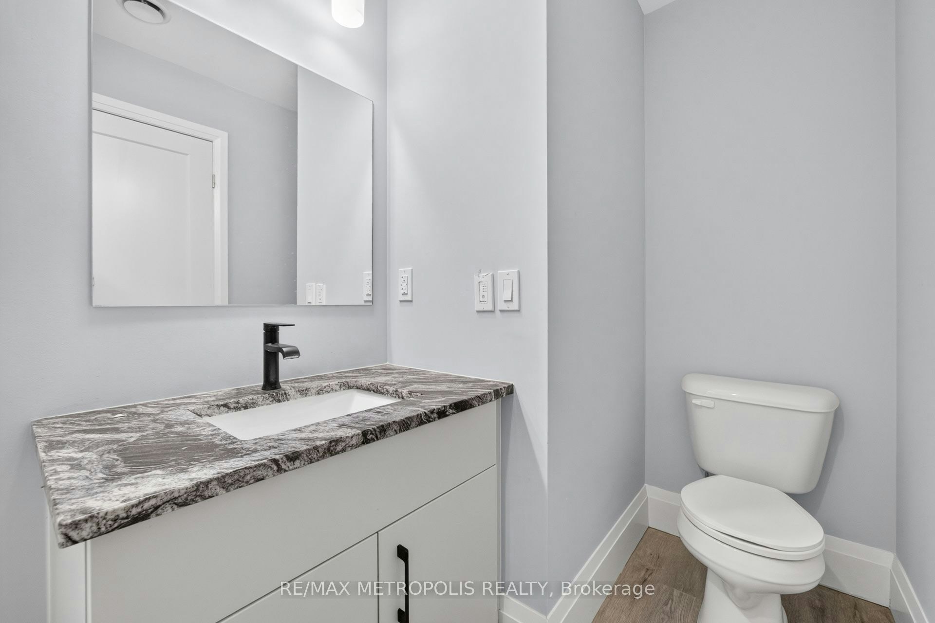 508-108 Garment Street, Kitchener, ON, N2G 0E2 - 35