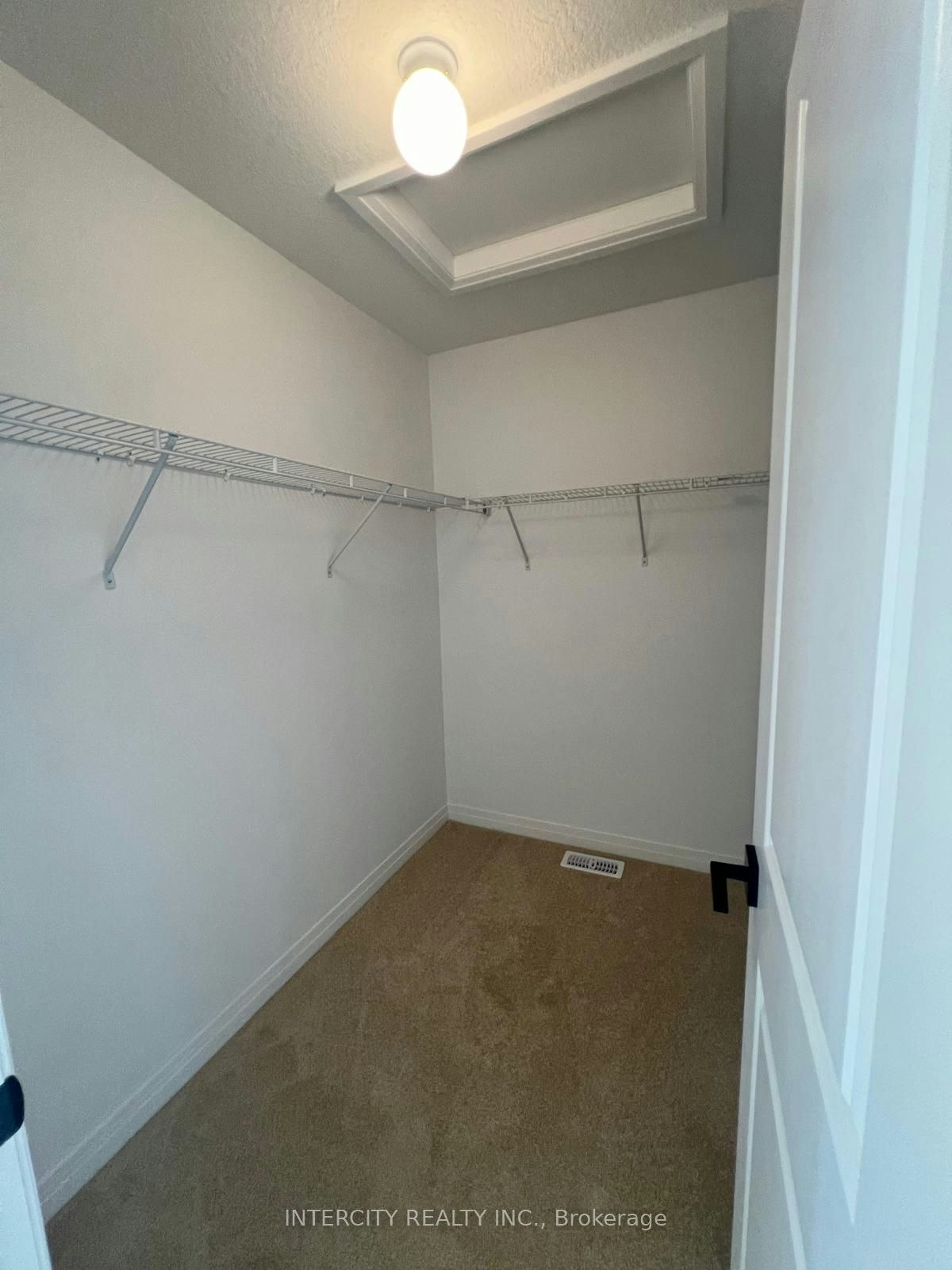 81 Queensbrook Crescent, Cambridge, ON, N1R 5S3 - 14