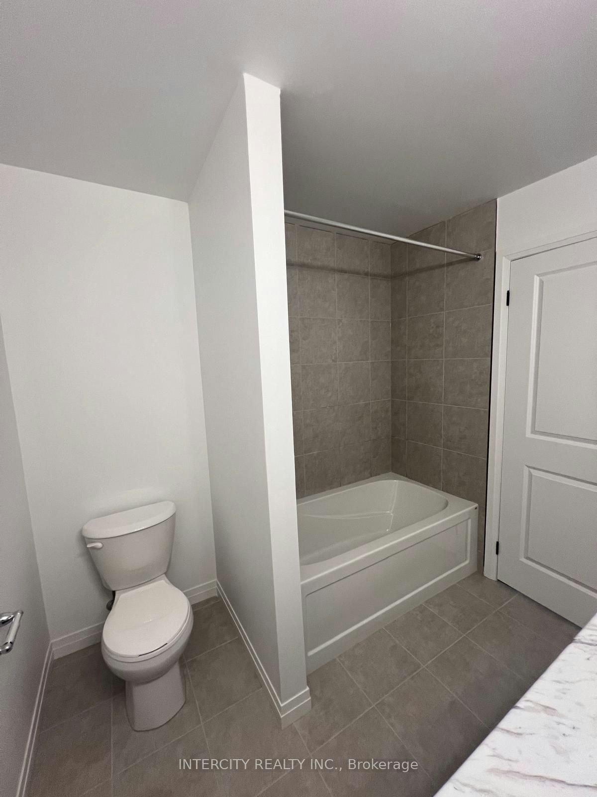 81 Queensbrook Crescent, Cambridge, ON, N1R 5S3 - 10