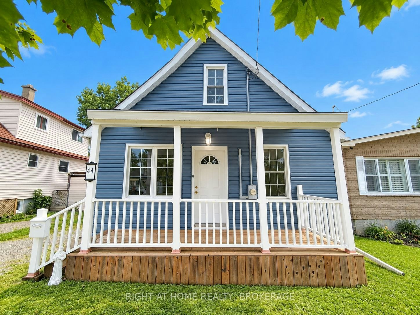 44 Cumming Street, St. Catharines, ON, L2S 1H9