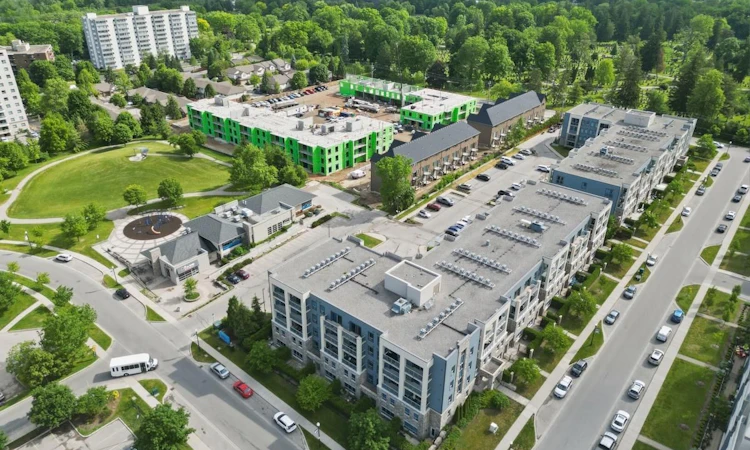 202-340 Sugarcreek Trail