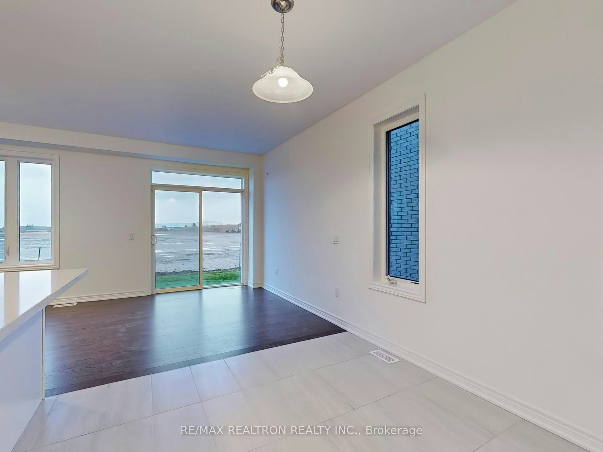 91 Picardy Drive, Hamilton, ON, L8J 2X1 - 10