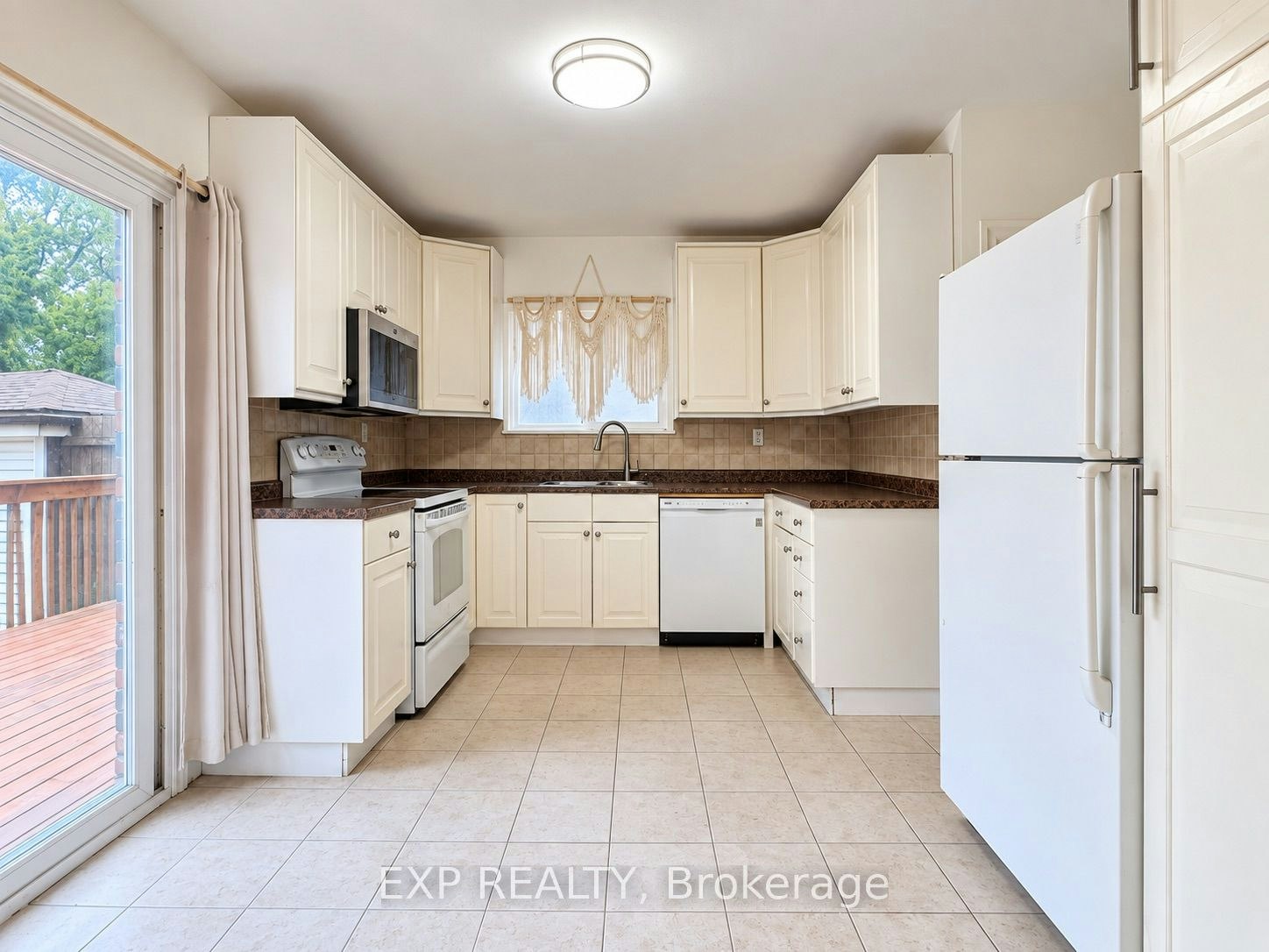 4883 Simcoe Street, Niagara Falls, ON, L2E 1V8 - 13