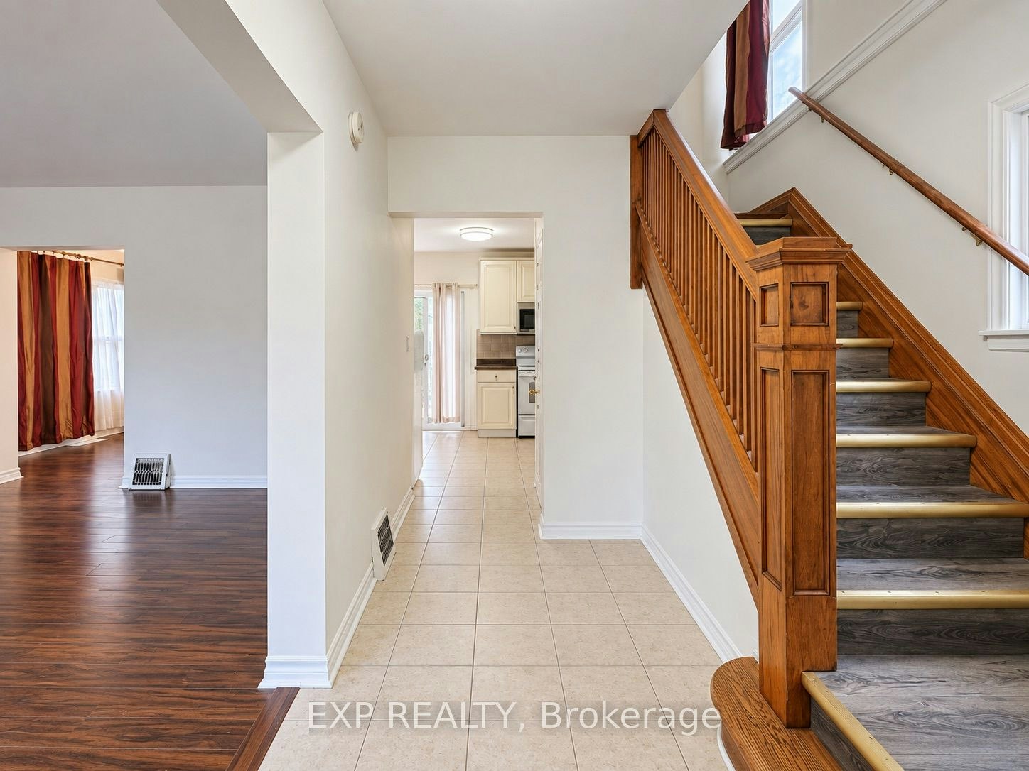 4883 Simcoe Street, Niagara Falls, ON, L2E 1V8 - 8