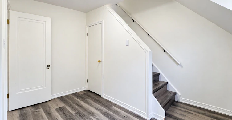 4883 Simcoe Street, Niagara Falls, ON, L2E 1V8 - 26