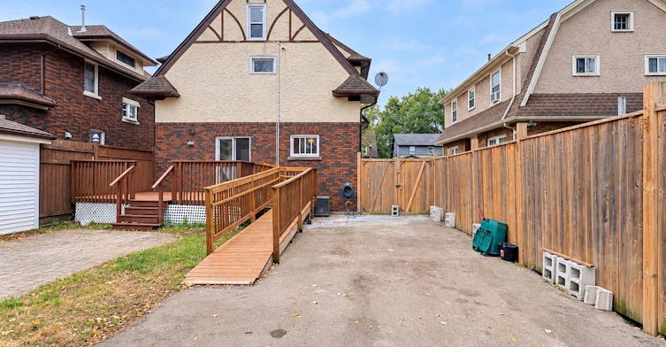 4883 Simcoe Street, Niagara Falls, ON, L2E 1V8 - 31