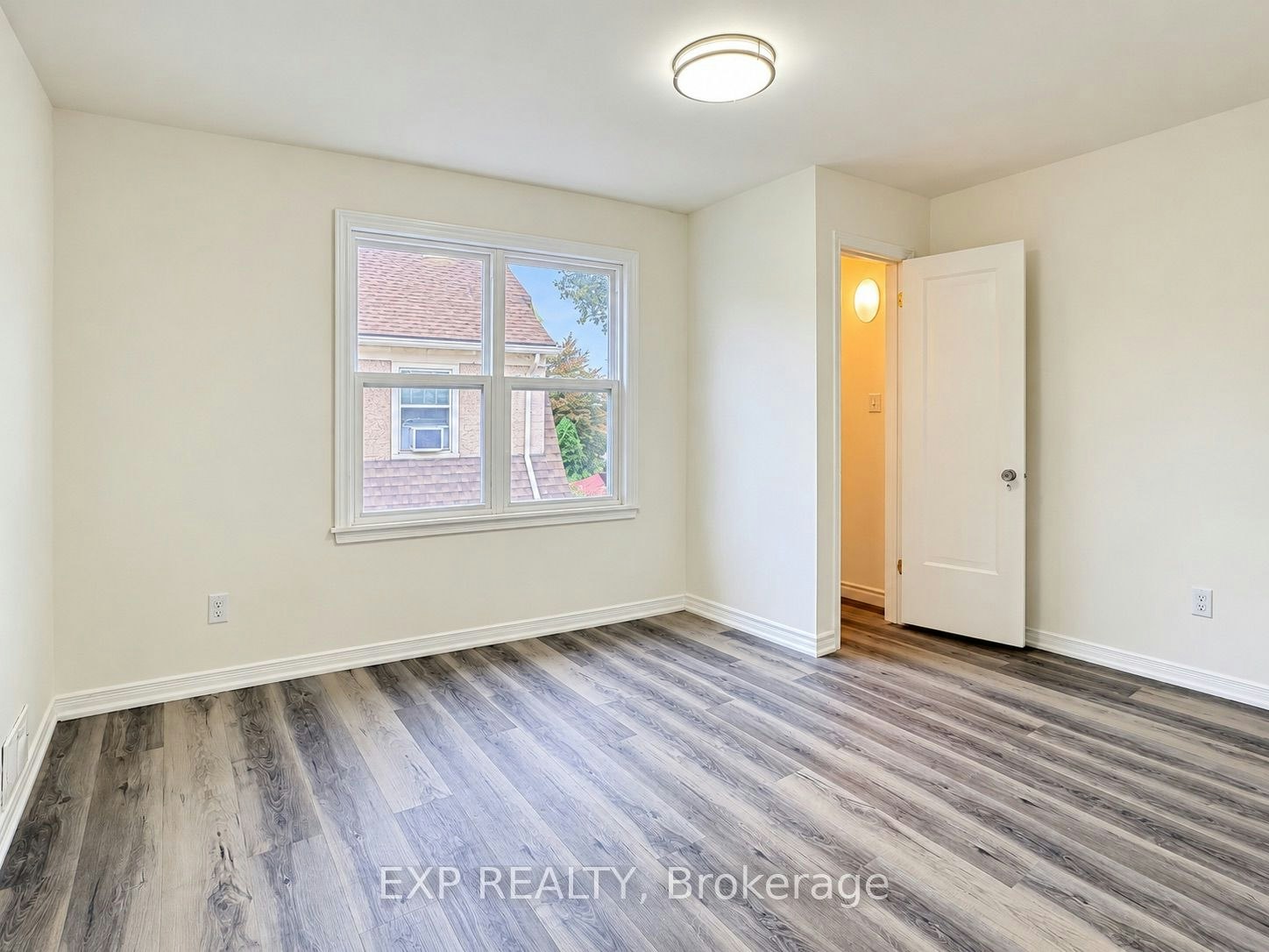 4883 Simcoe Street, Niagara Falls, ON, L2E 1V8 - 23