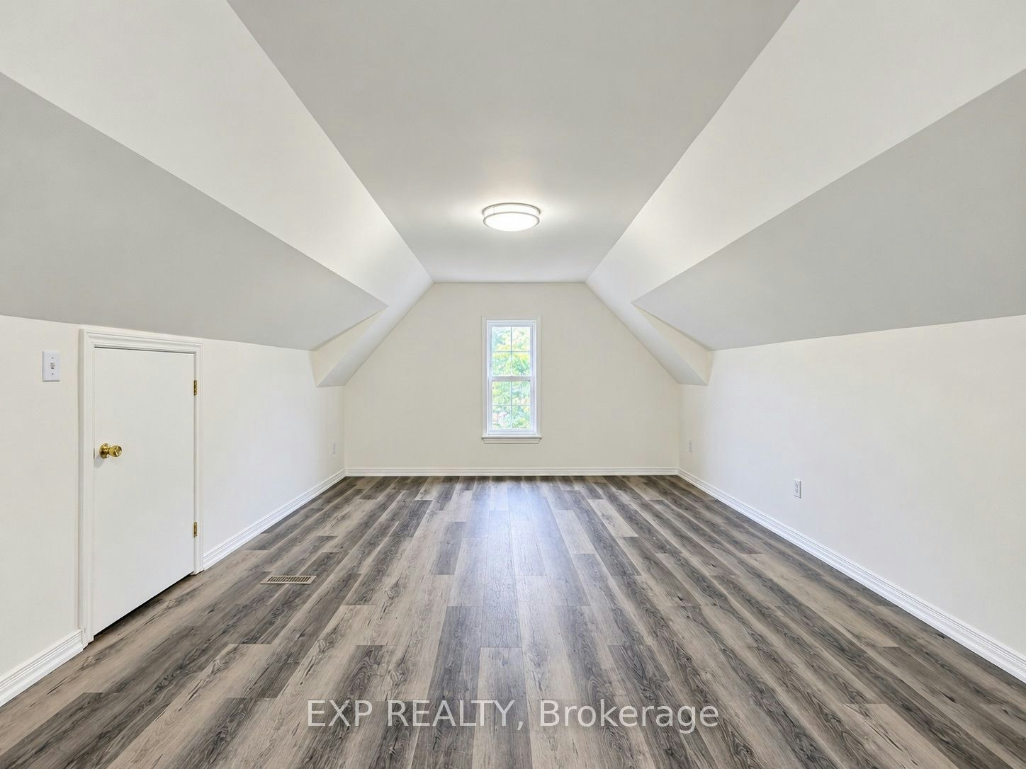 4883 Simcoe Street, Niagara Falls, ON, L2E 1V8 - 27