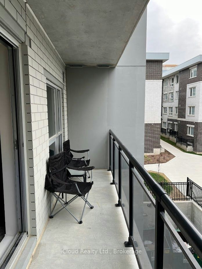 B-312-275 Larch Street, Waterloo, ON, N2L 3R2 - 20