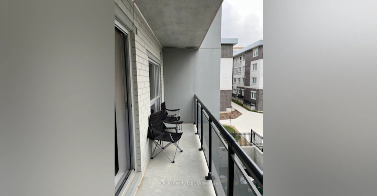 B-312-275 Larch Street, Waterloo, ON, N2L 3R2 - 20