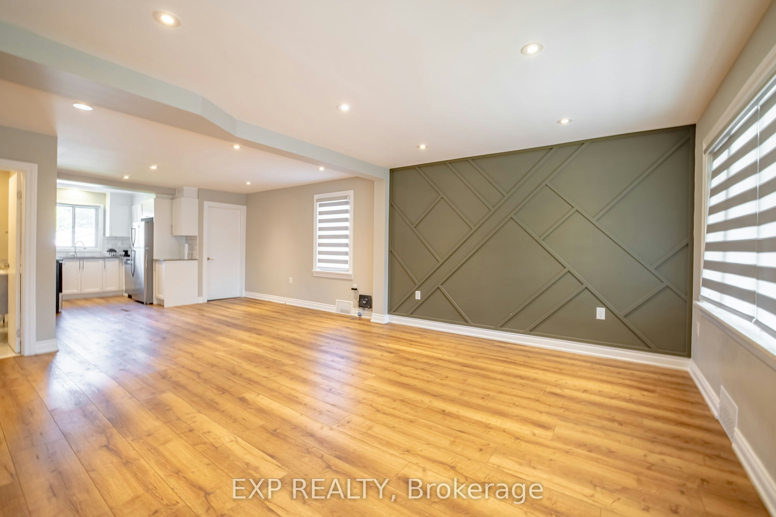 Upper-293 Mcalpine Avenue S, Welland, ON, L3B 1V1 - 3