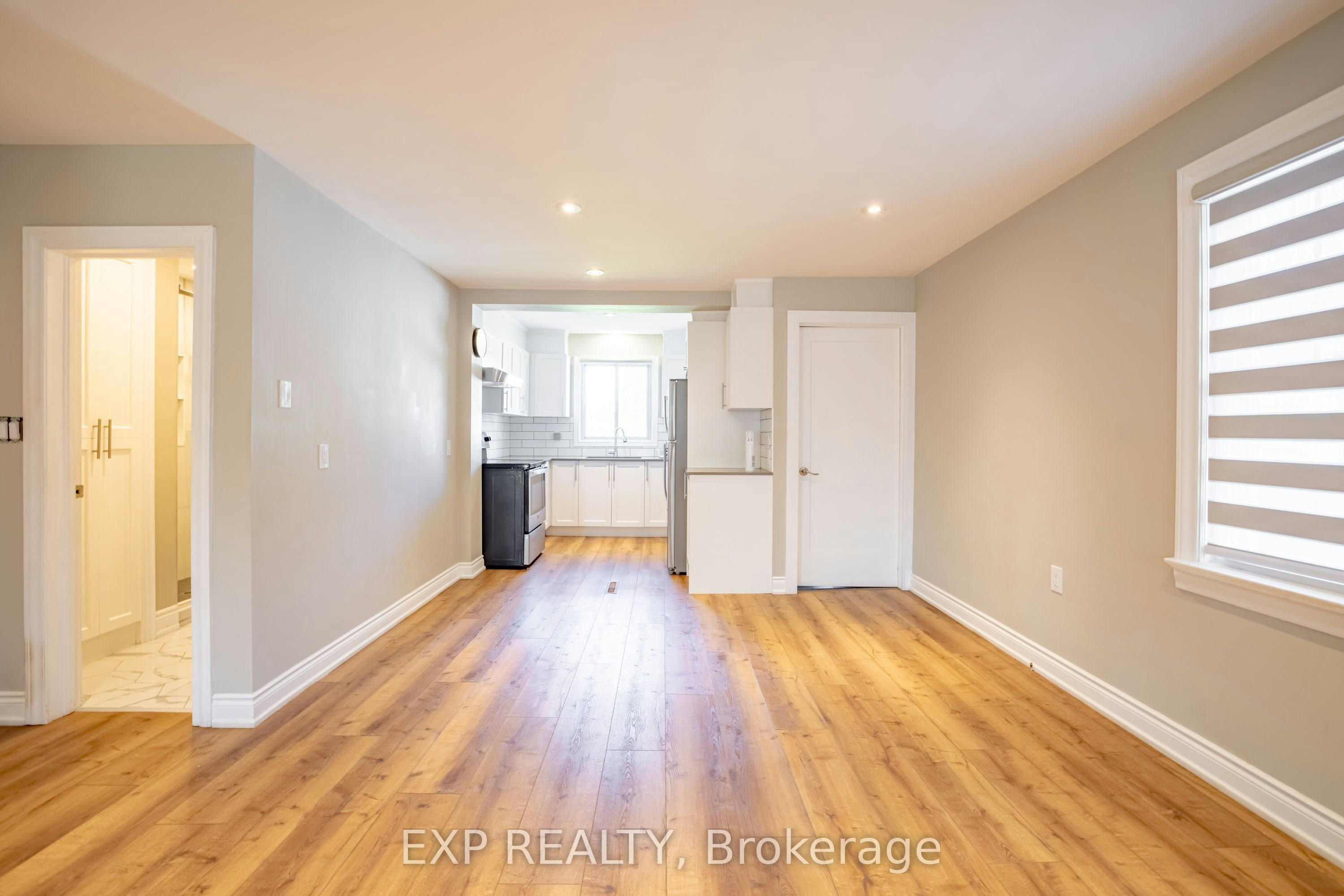 Upper-293 Mcalpine Avenue S, Welland, ON, L3B 1V1 - 7