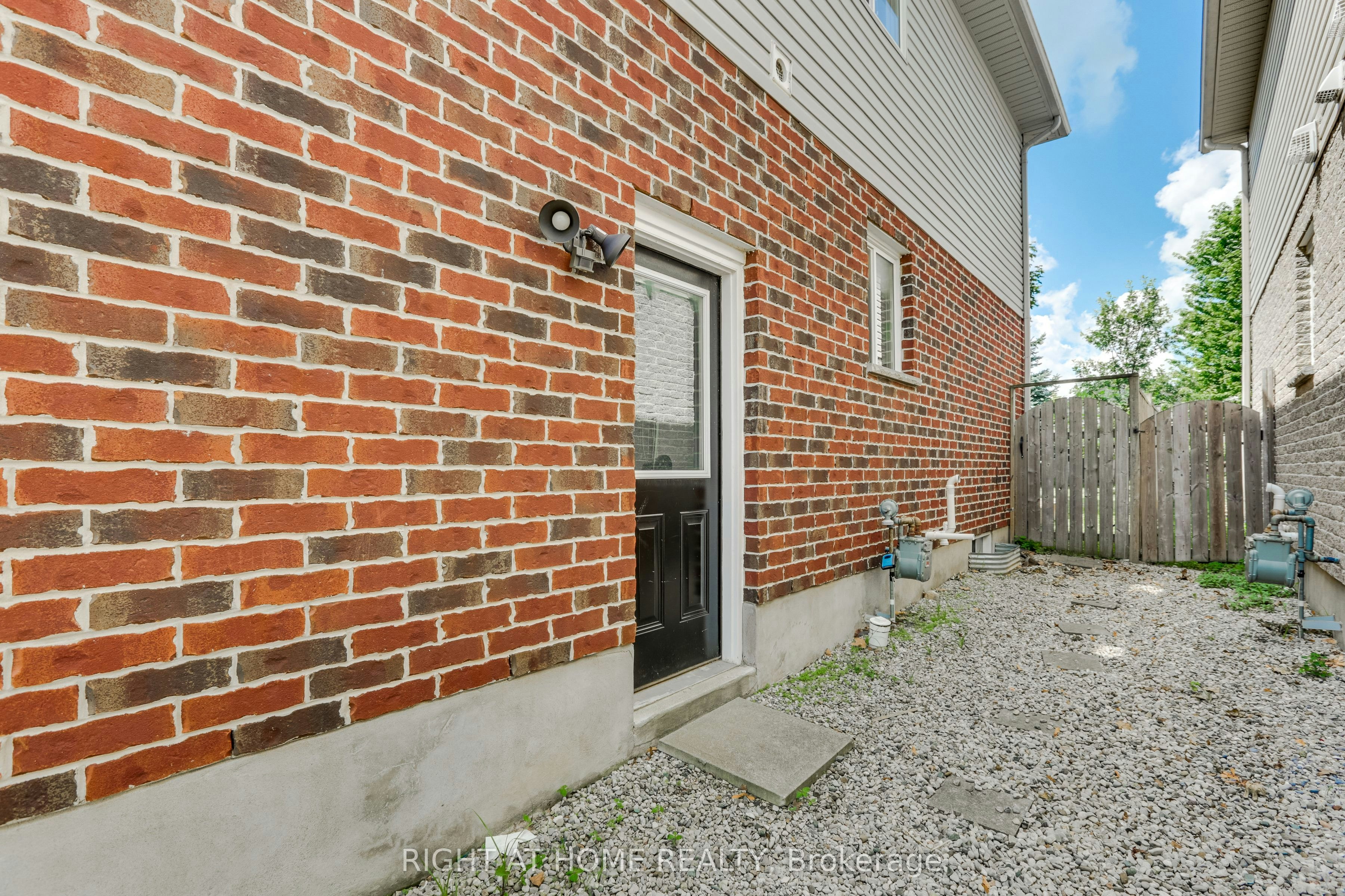 2206 Coronation Drive, London, ON, N6G 0B9 - 33