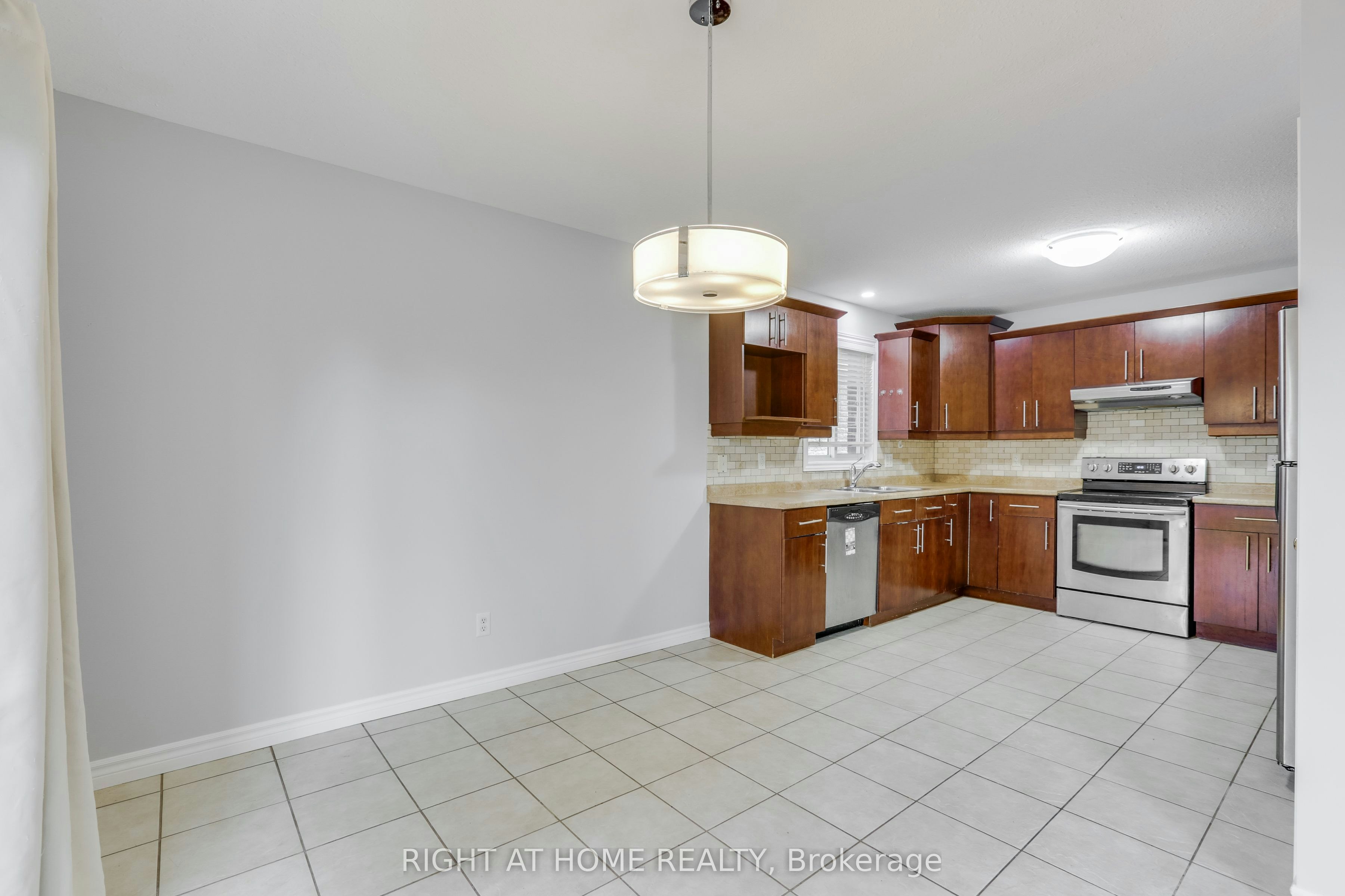 2206 Coronation Drive, London, ON, N6G 0B9 - 10
