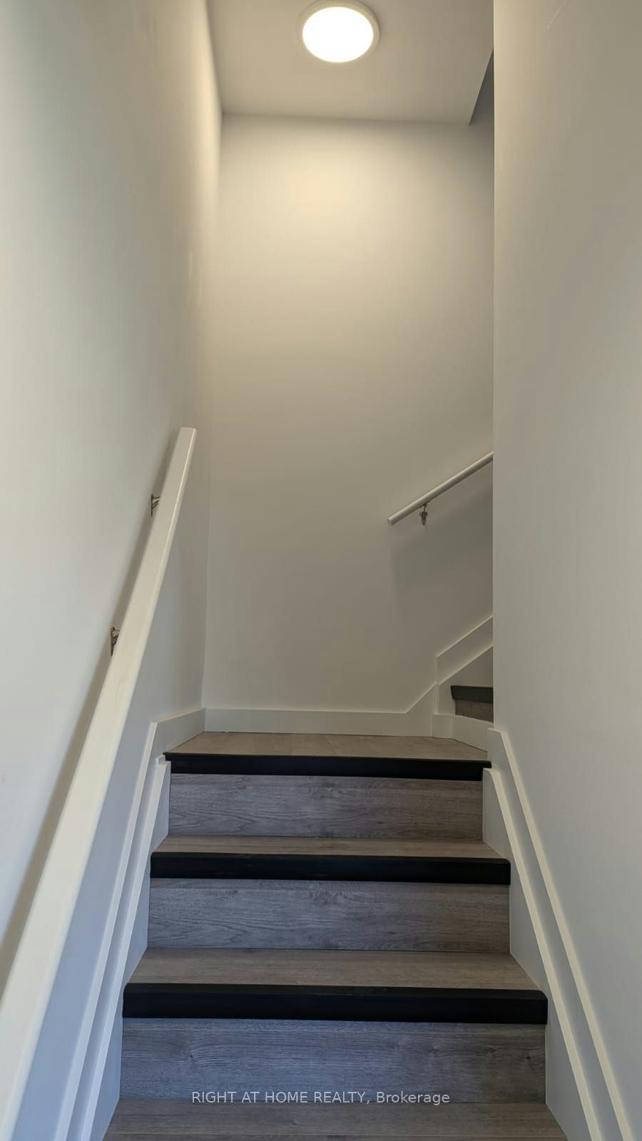139 Highriver Trail, Welland, ON, L3C 0H6 - 2