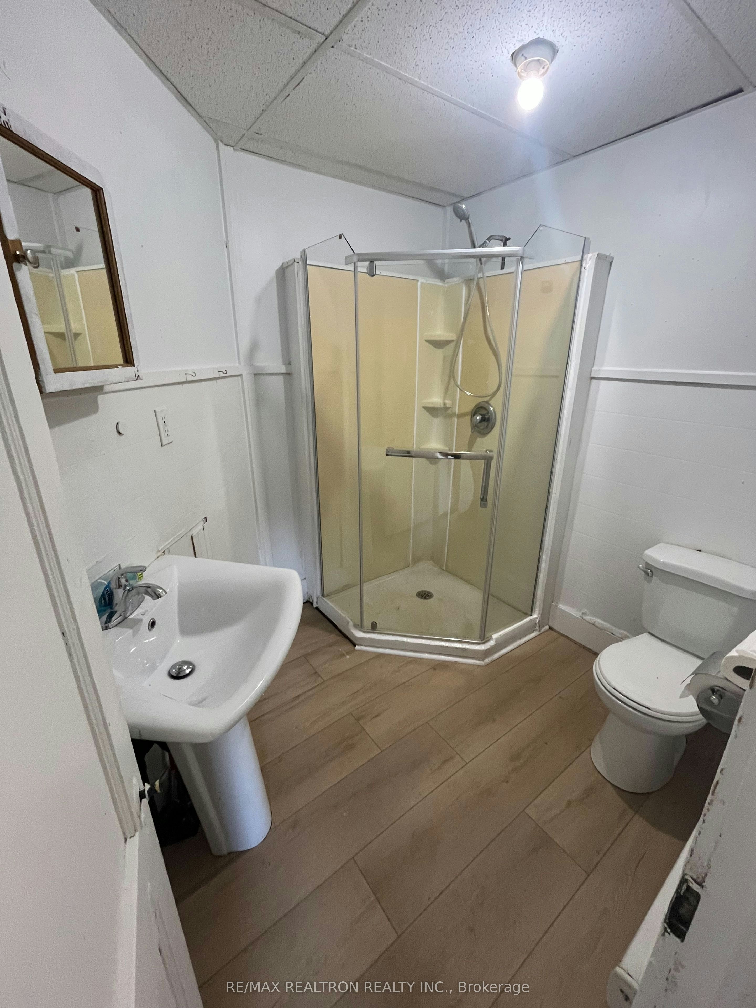 4-106 Dundas Street W, Quinte West, ON, K8V 3P3 - 3