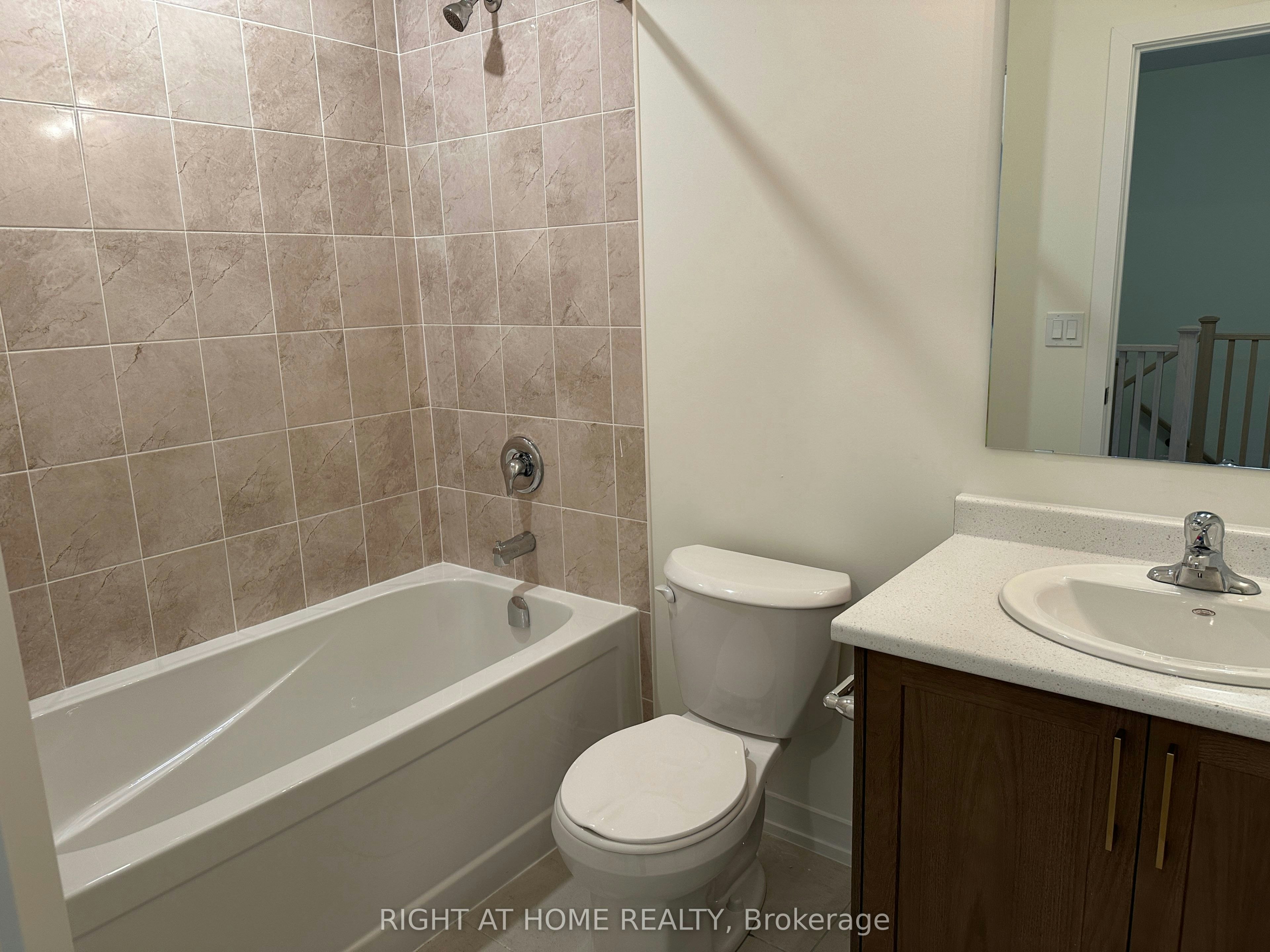 1204-160 Densmore Road, Cobourg, ON, K9A 4J9 - 22