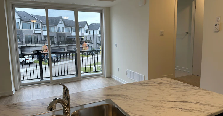 1204-160 Densmore Road, Cobourg, ON, K9A 4J9 - 3