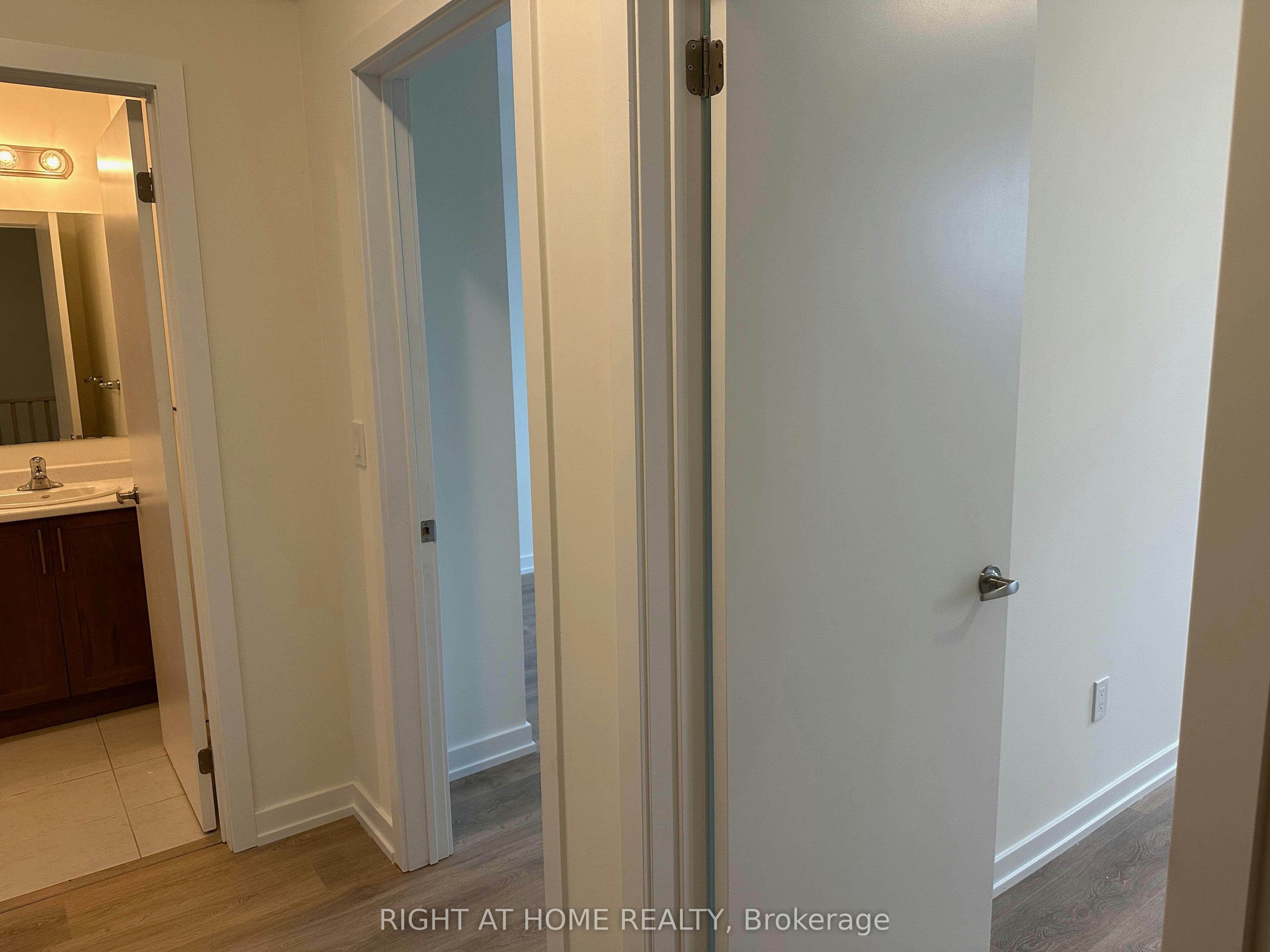 1204-160 Densmore Road, Cobourg, ON, K9A 4J9 - 16