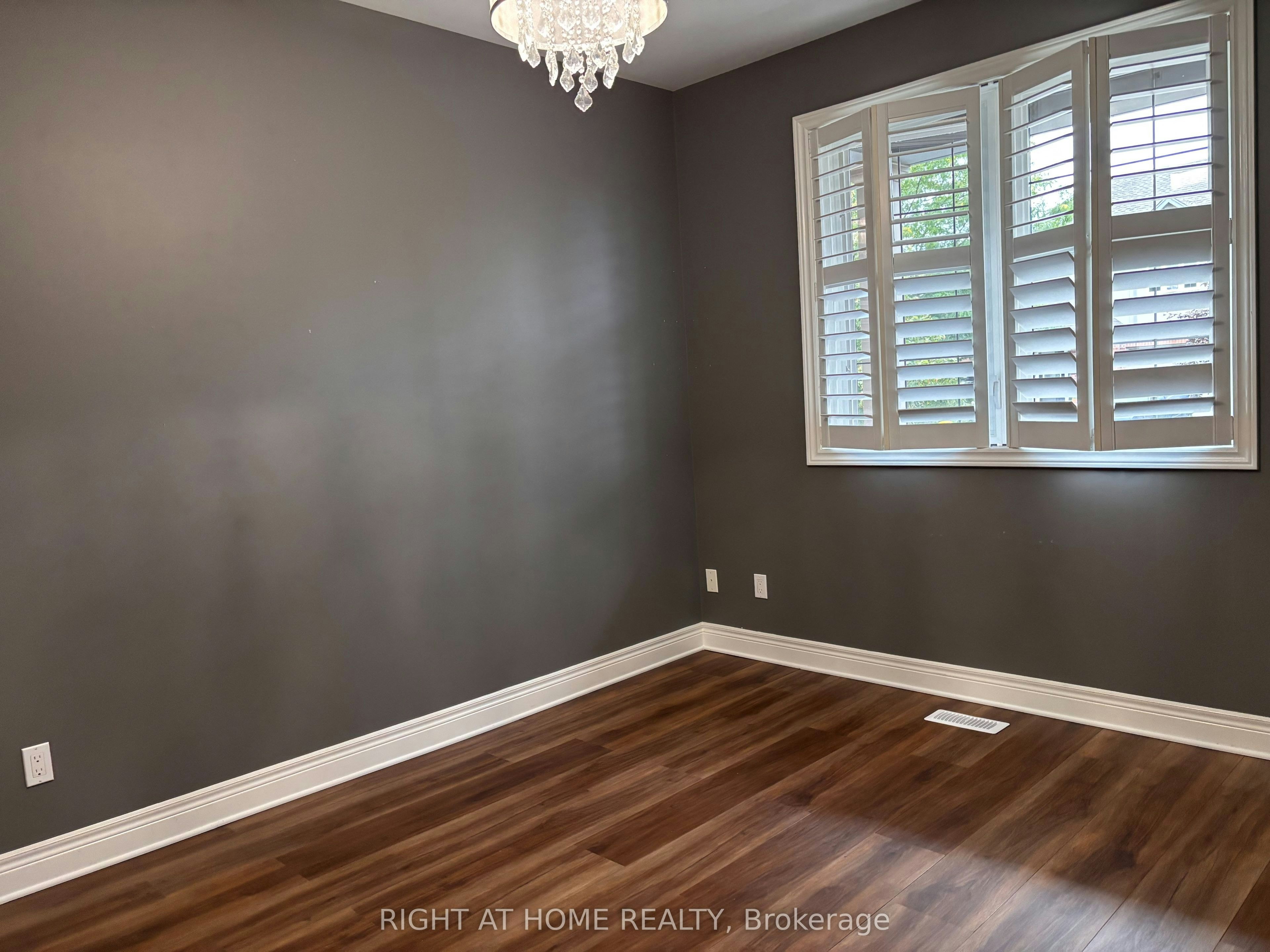 8 Glory Hill Road, St. Catharines, ON, L2P 0C6 - 5