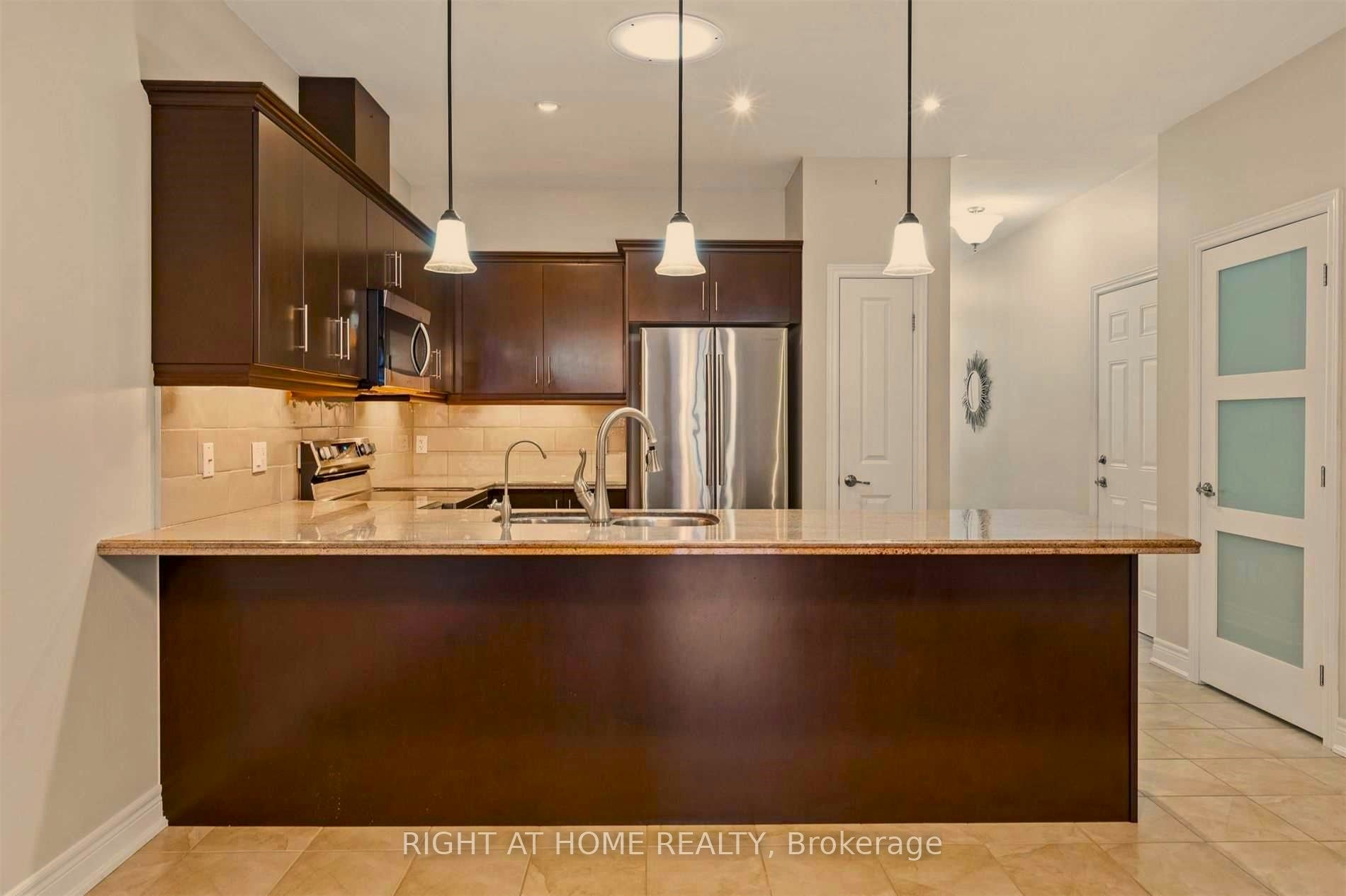 8 Glory Hill Road, St. Catharines, ON, L2P 0C6 - 9